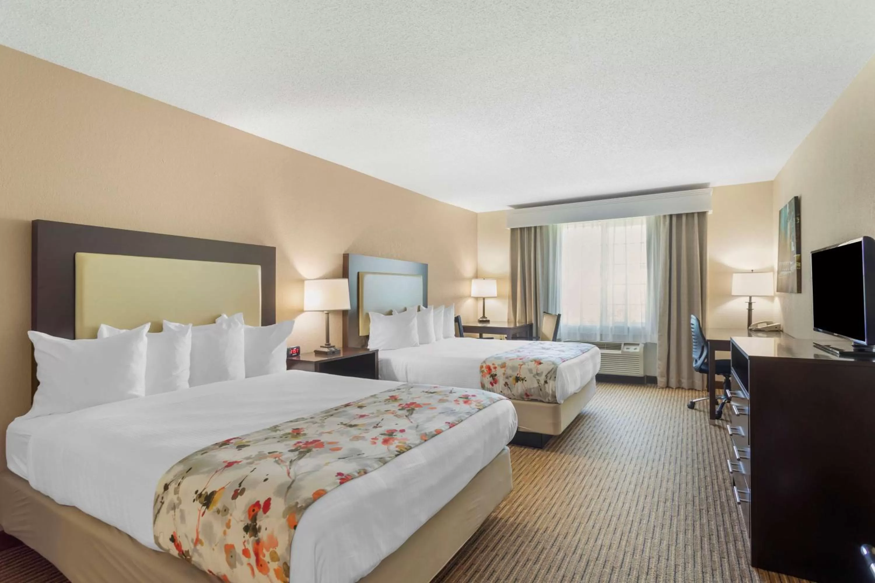 Bedroom, Bed in Best Western Lawrenceburg Inn