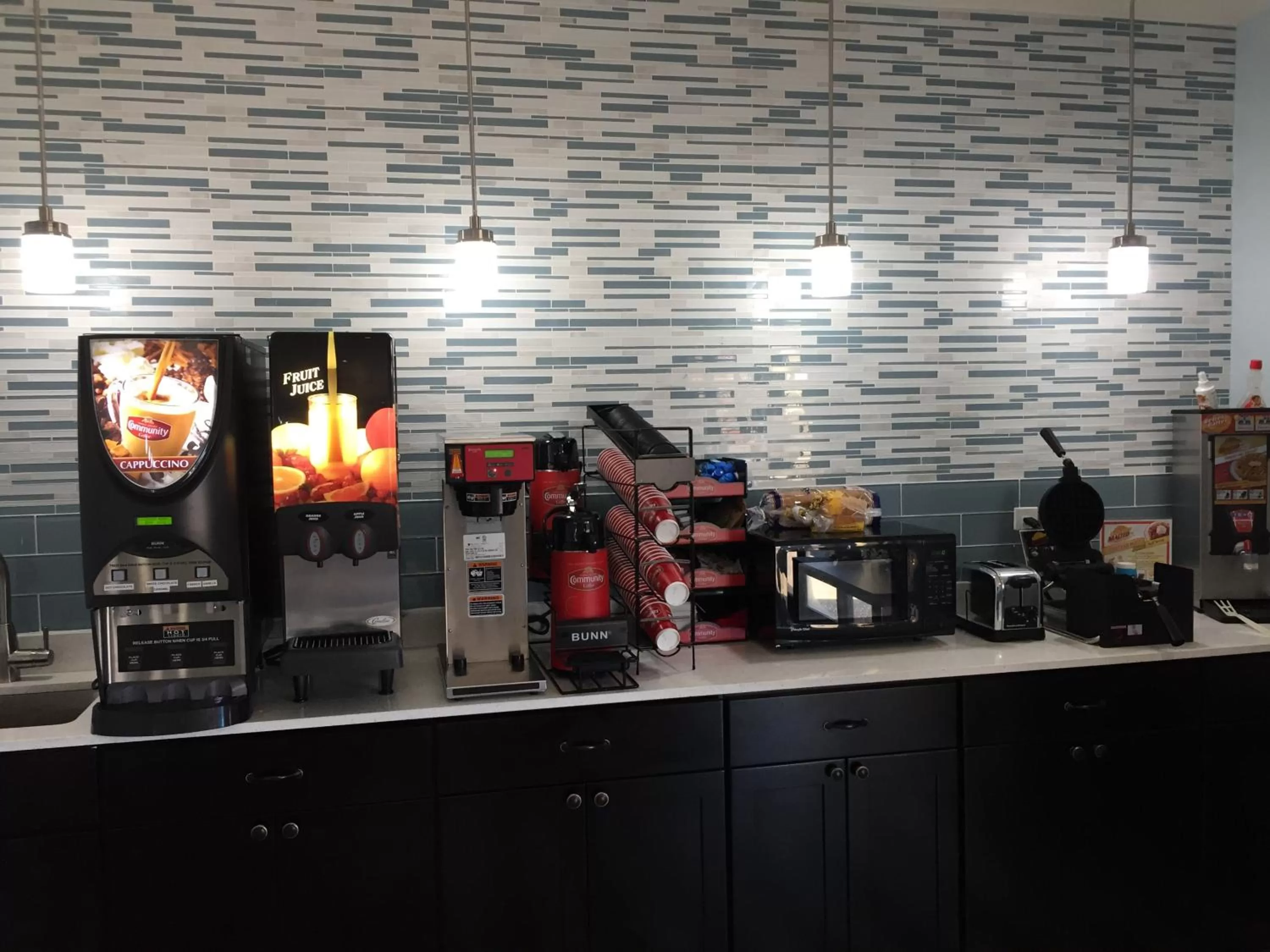 Breakfast in Days Inn by Wyndham Freeport