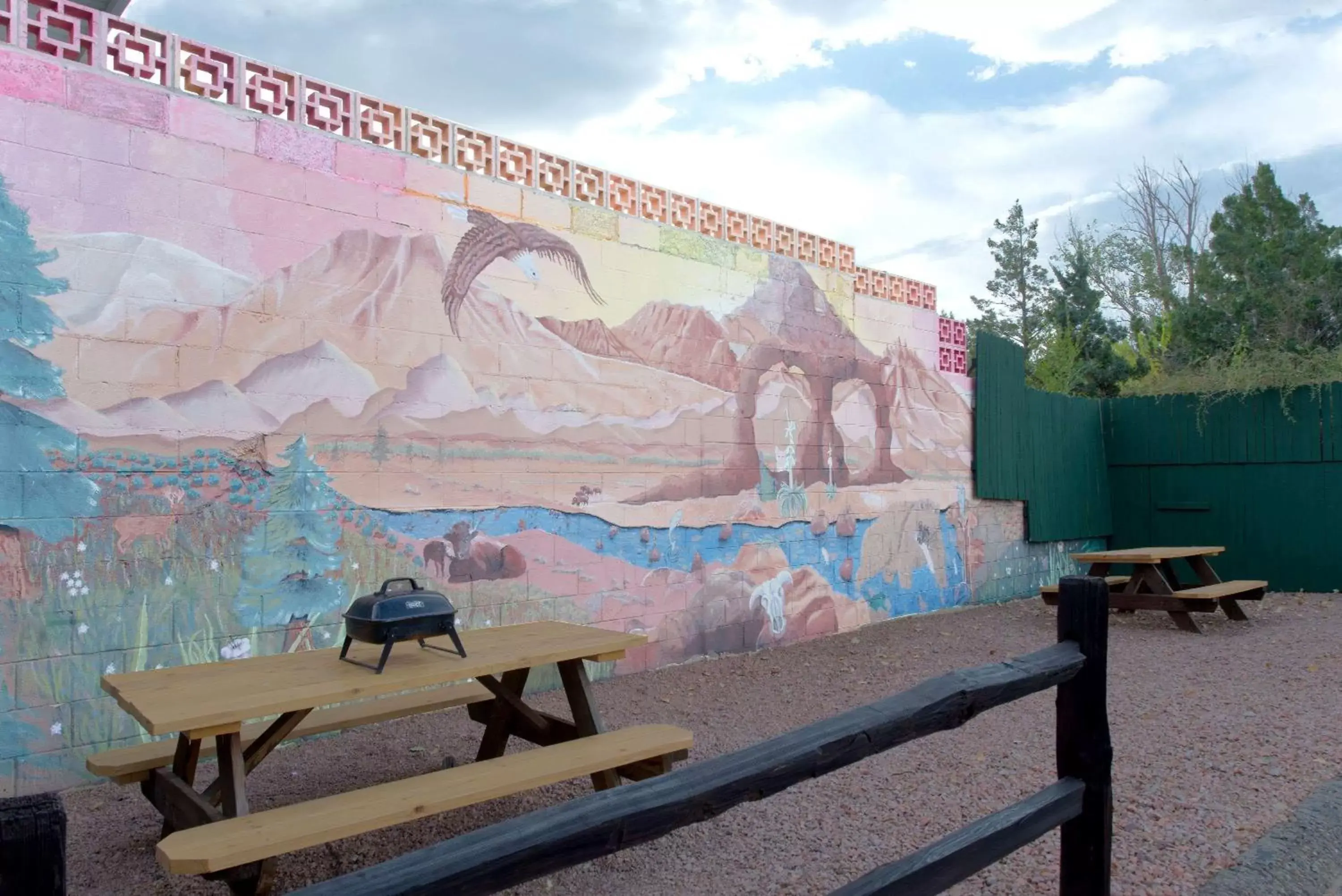 Property building in Super 8 by Wyndham Cortez/Mesa Verde Area Property building in Super 8 by Wyndham Cortez/Mesa Verde Area