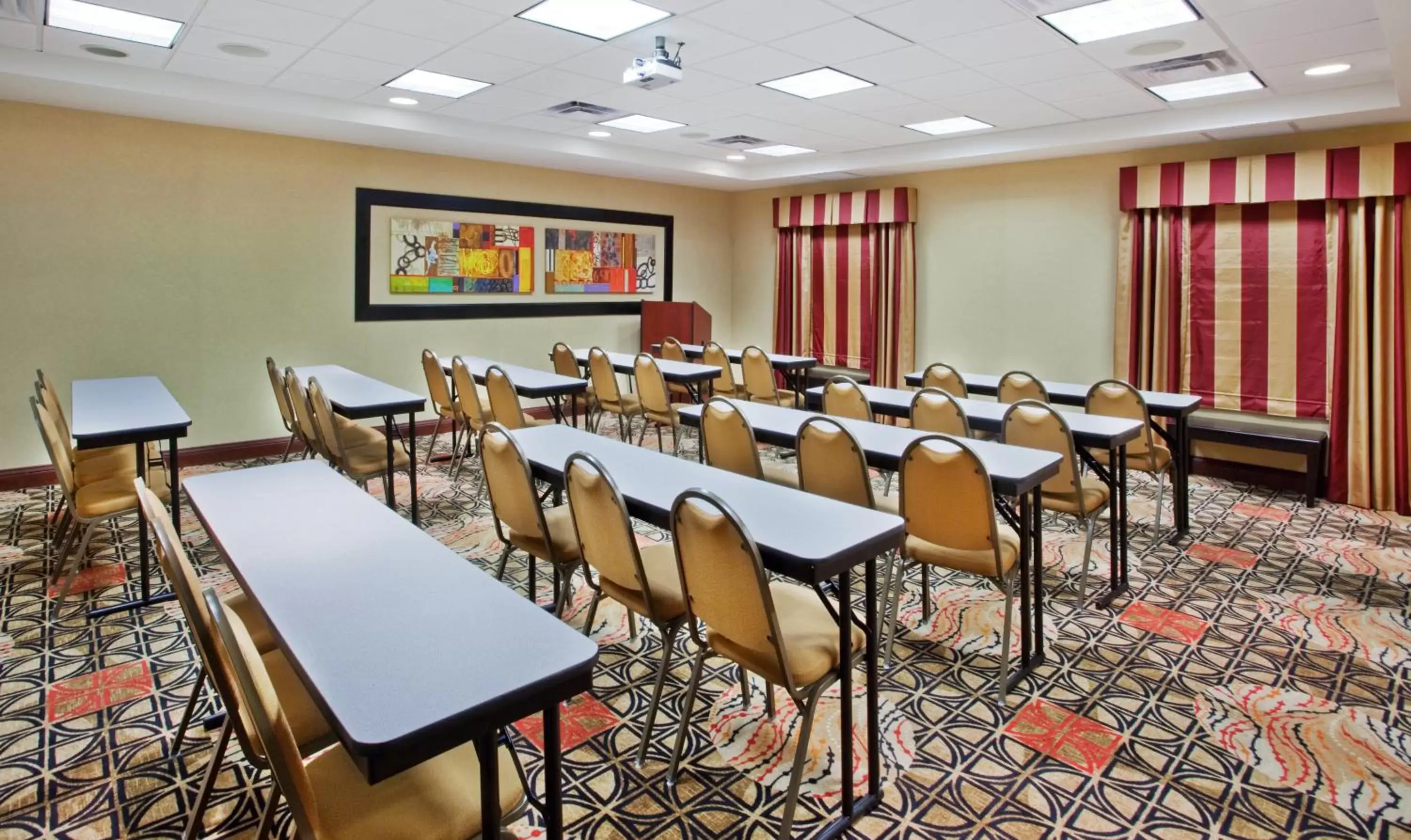 Meeting/conference room in Holiday Inn Express Hotel & Suites Atlanta-Cumming, an IHG Hotel