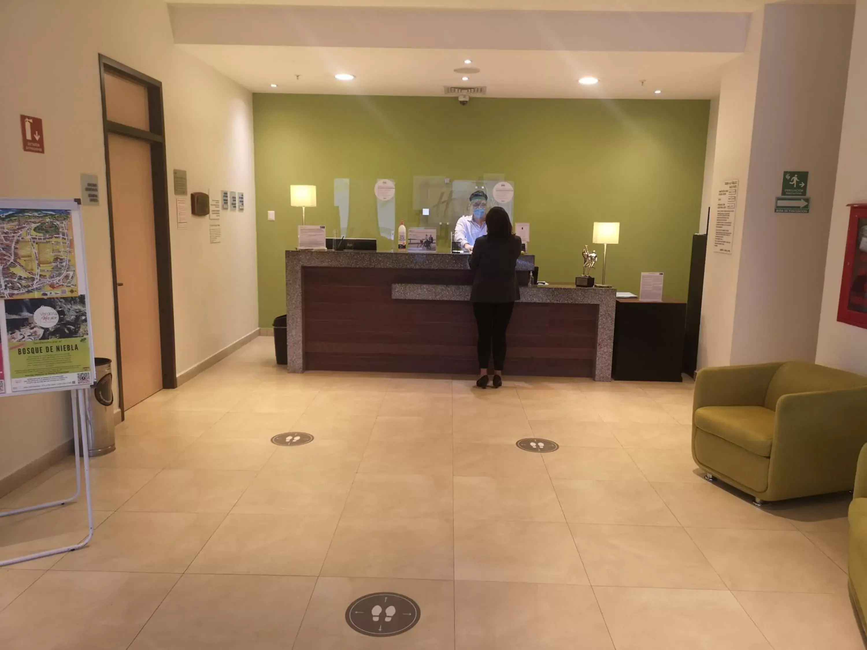 Property building, Lobby/Reception in Holiday Inn Express Xalapa