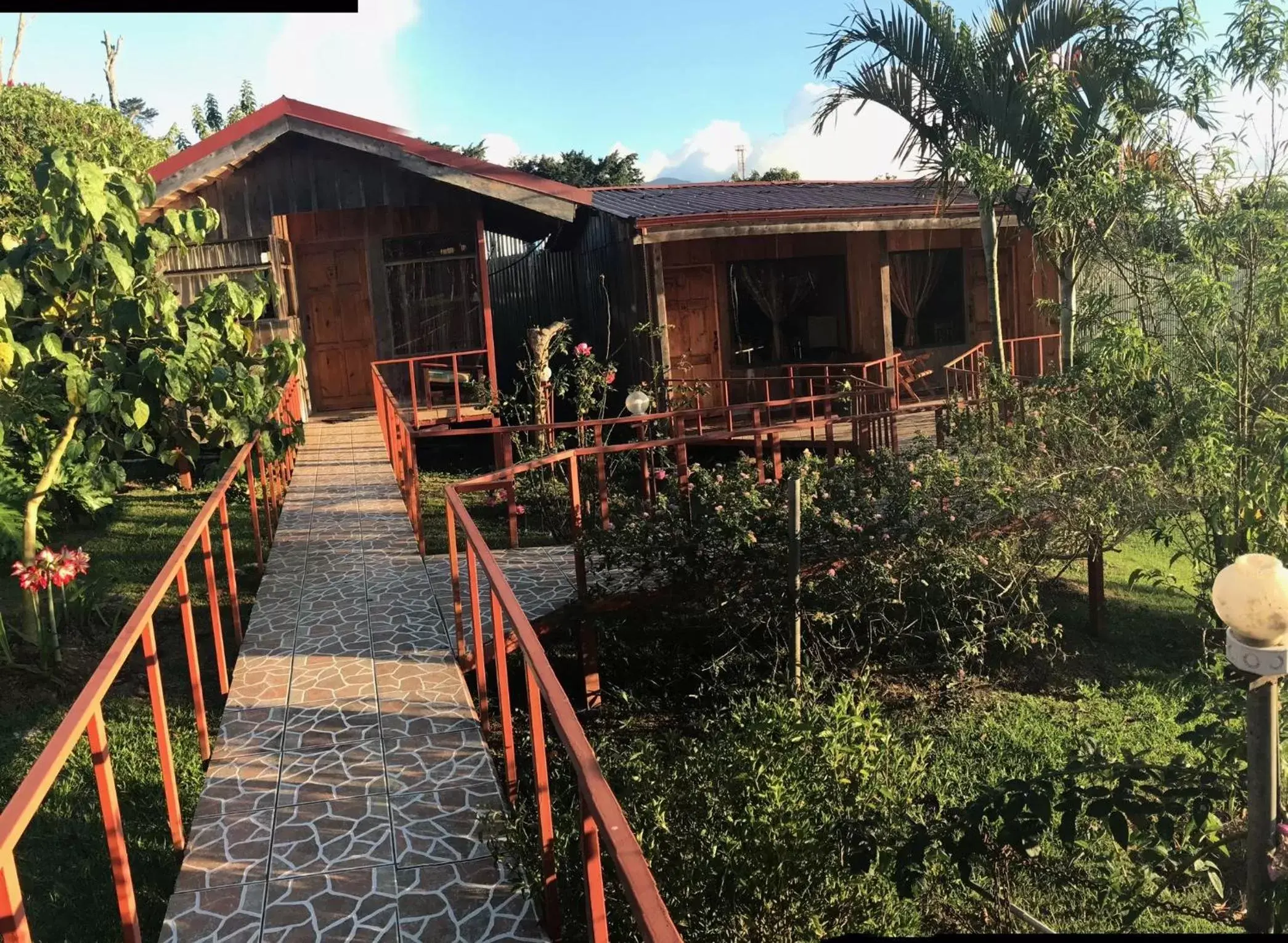 Property Building in Hotel Palenque Tarrazu