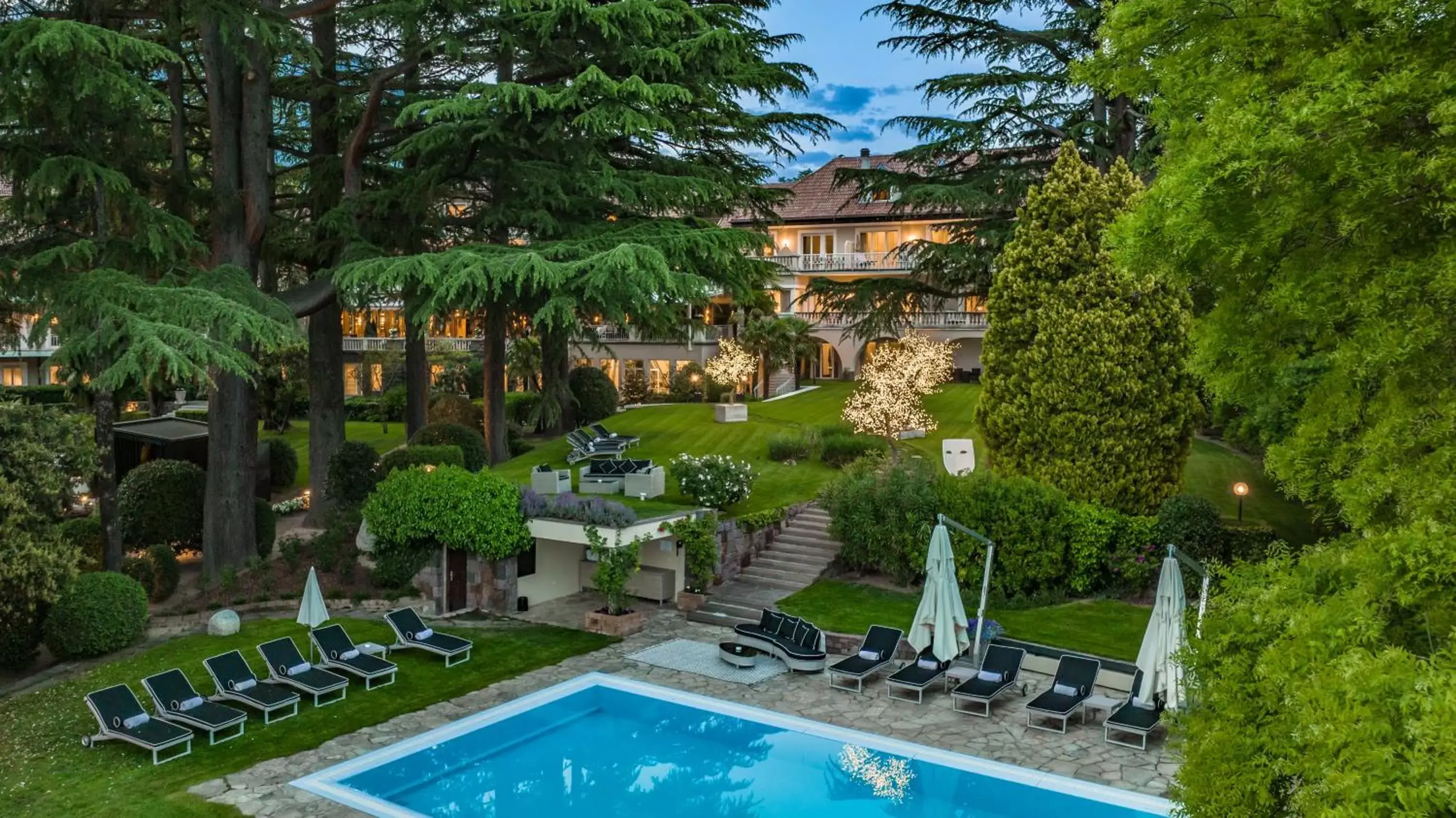 Swimming pool, Pool View in Villa Eden a member of Leading Hotels of the World