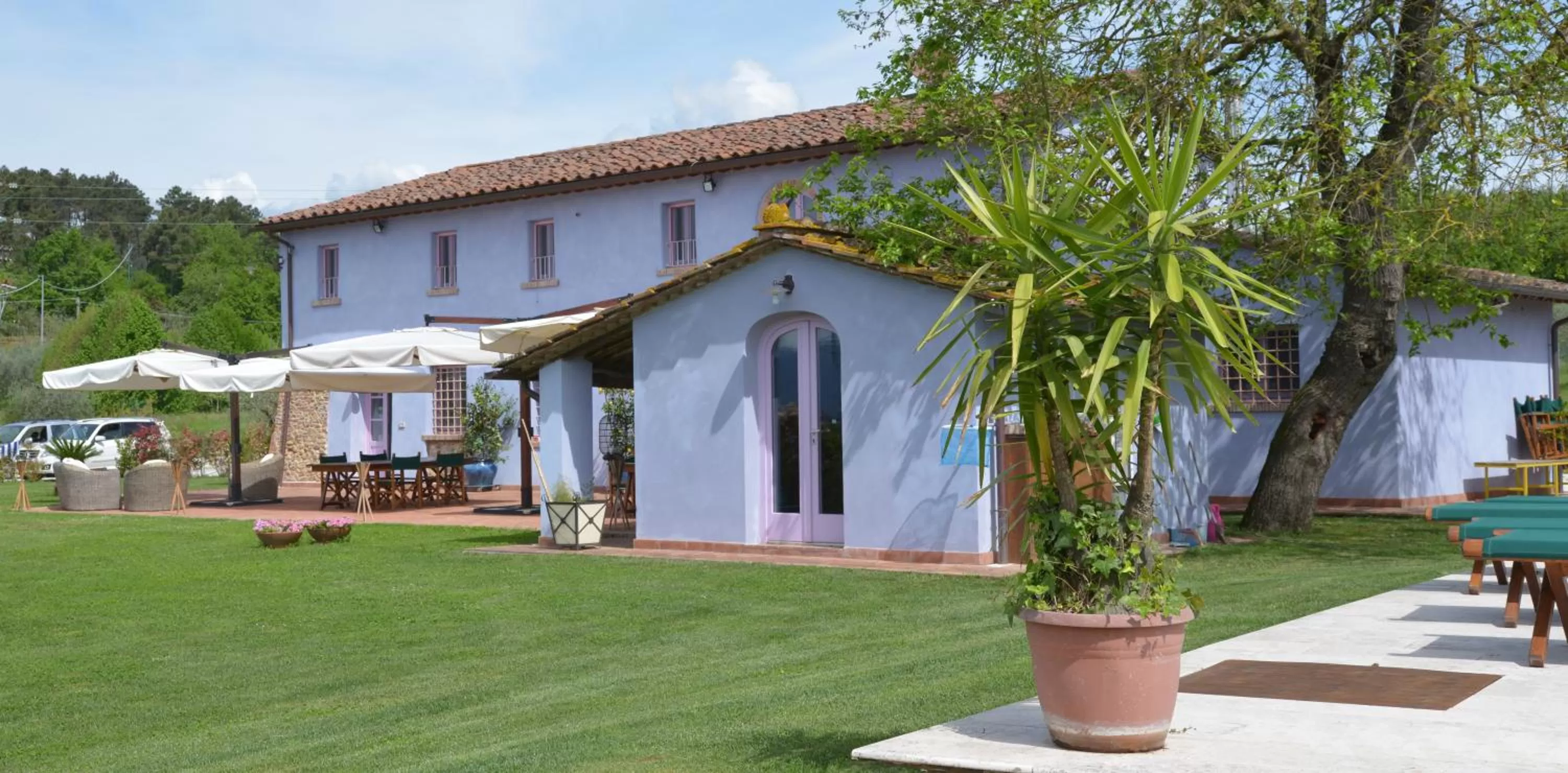 Facade/entrance in Casa Fontanino