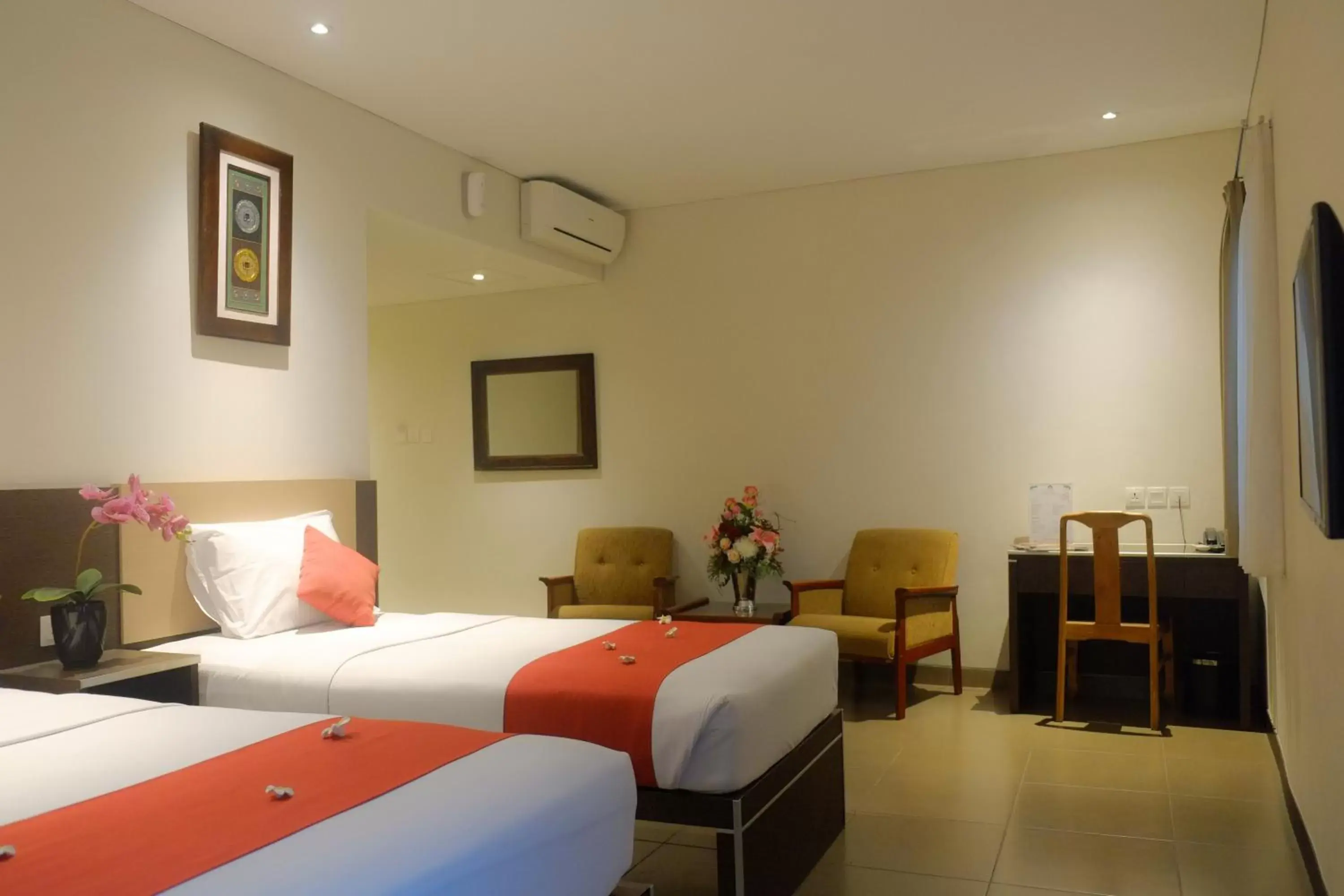 Bed in Mutiara Hotel and Convention