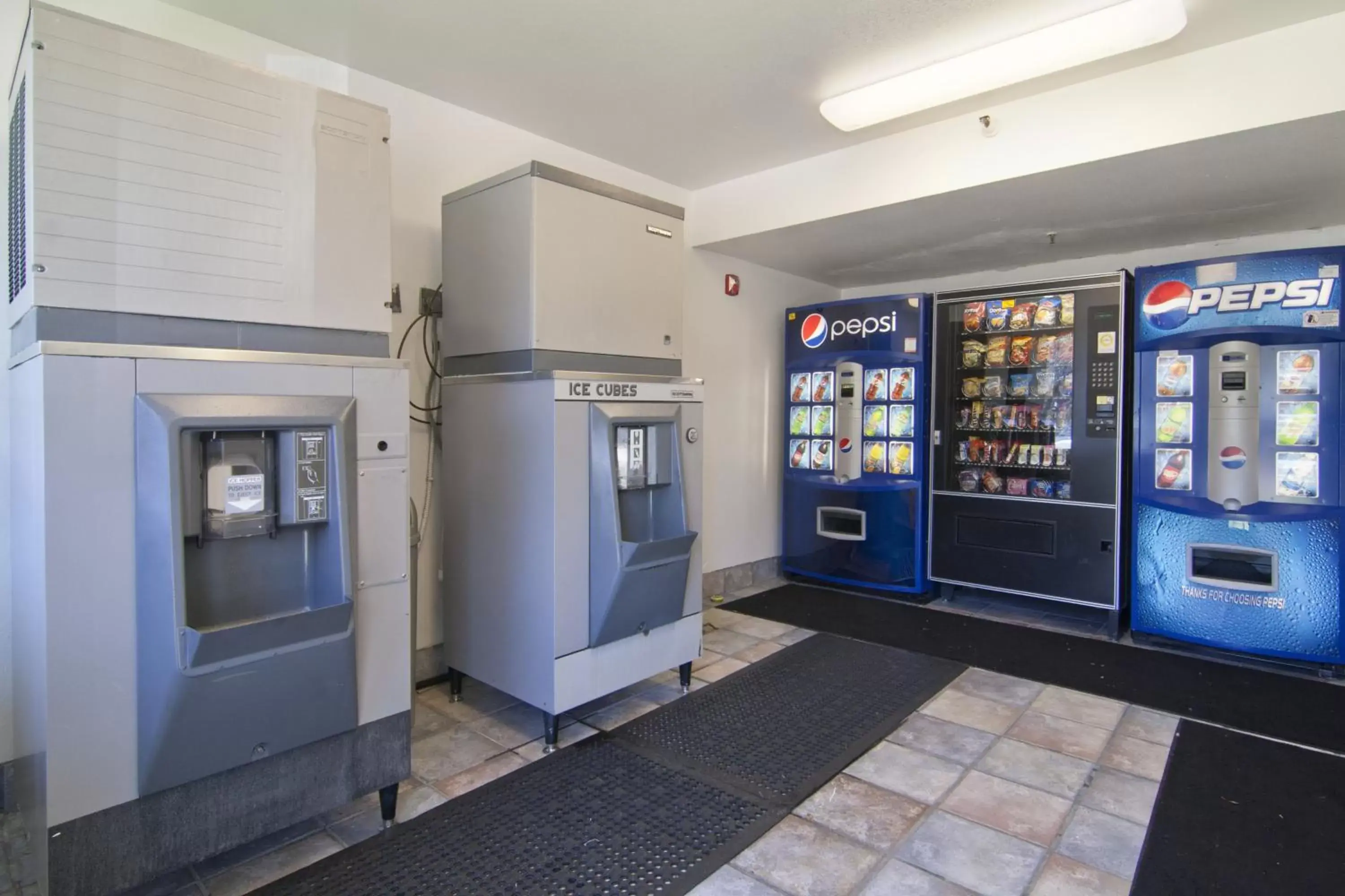 Other in Motel 6-Roseville, MN - Minneapolis North Other in Motel 6-Roseville, MN - Minneapolis North