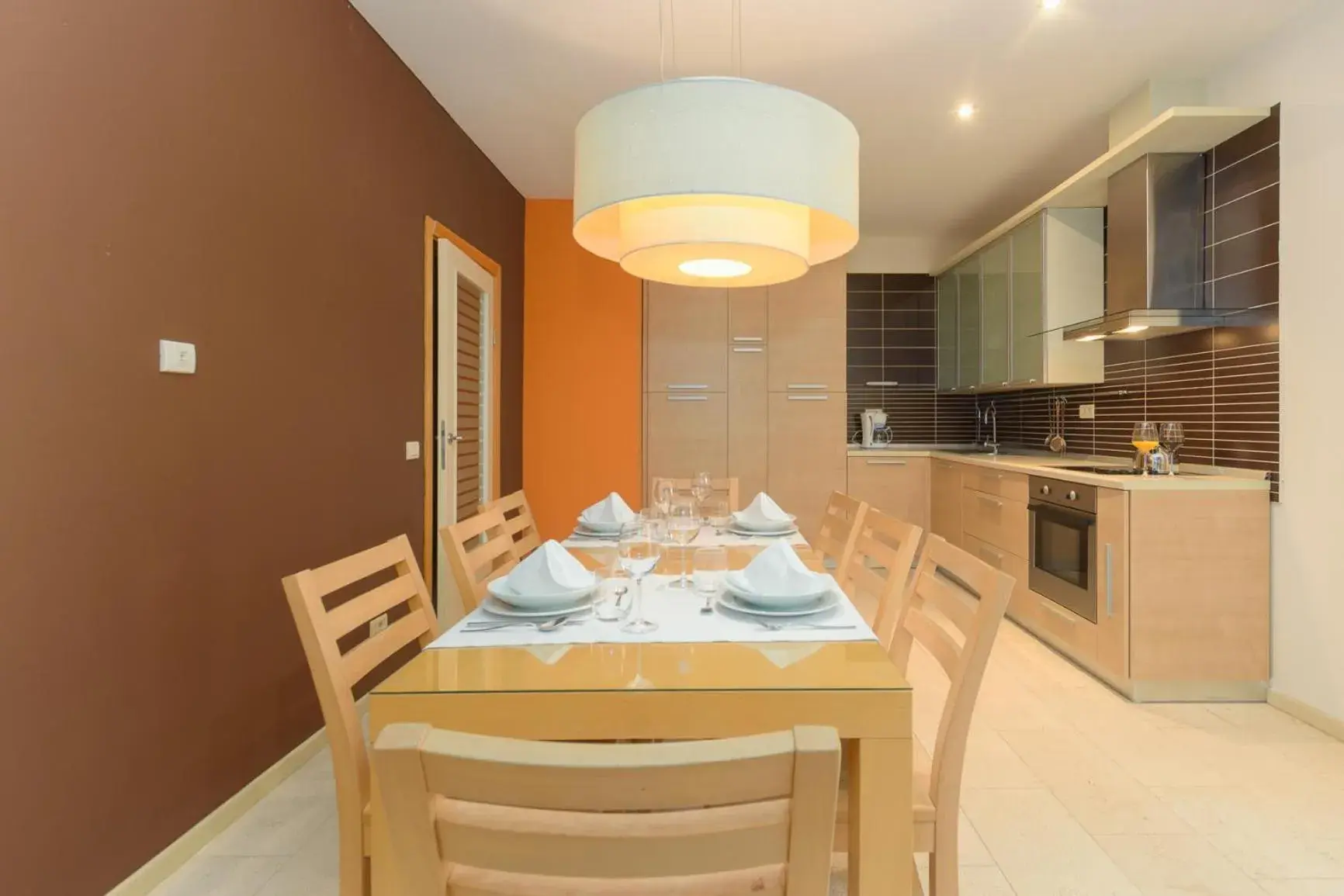 Kitchen or kitchenette, Dining Area in Wyndham Grand Novi Vinodolski Resort