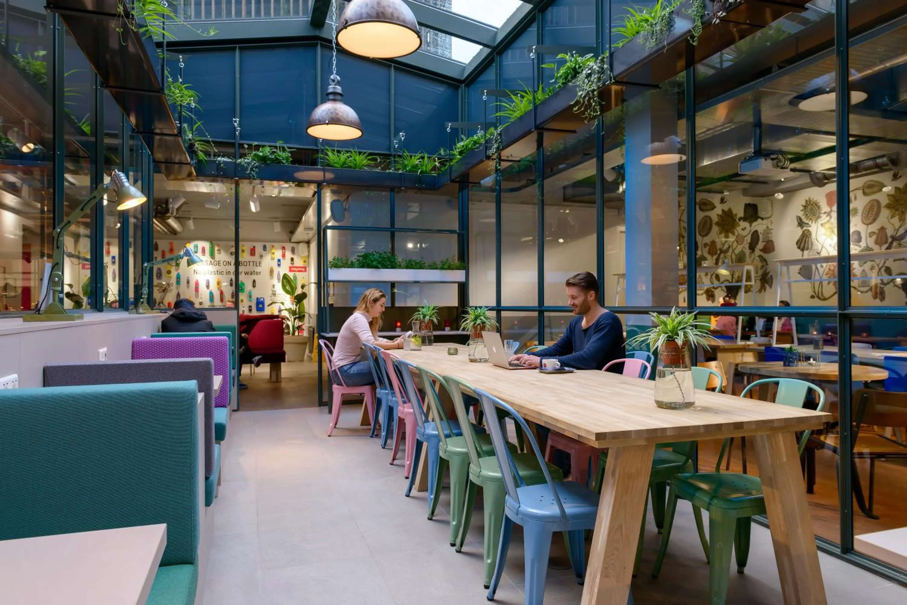 Restaurant/places to eat in Stayokay Hostel Amsterdam Vondelpark