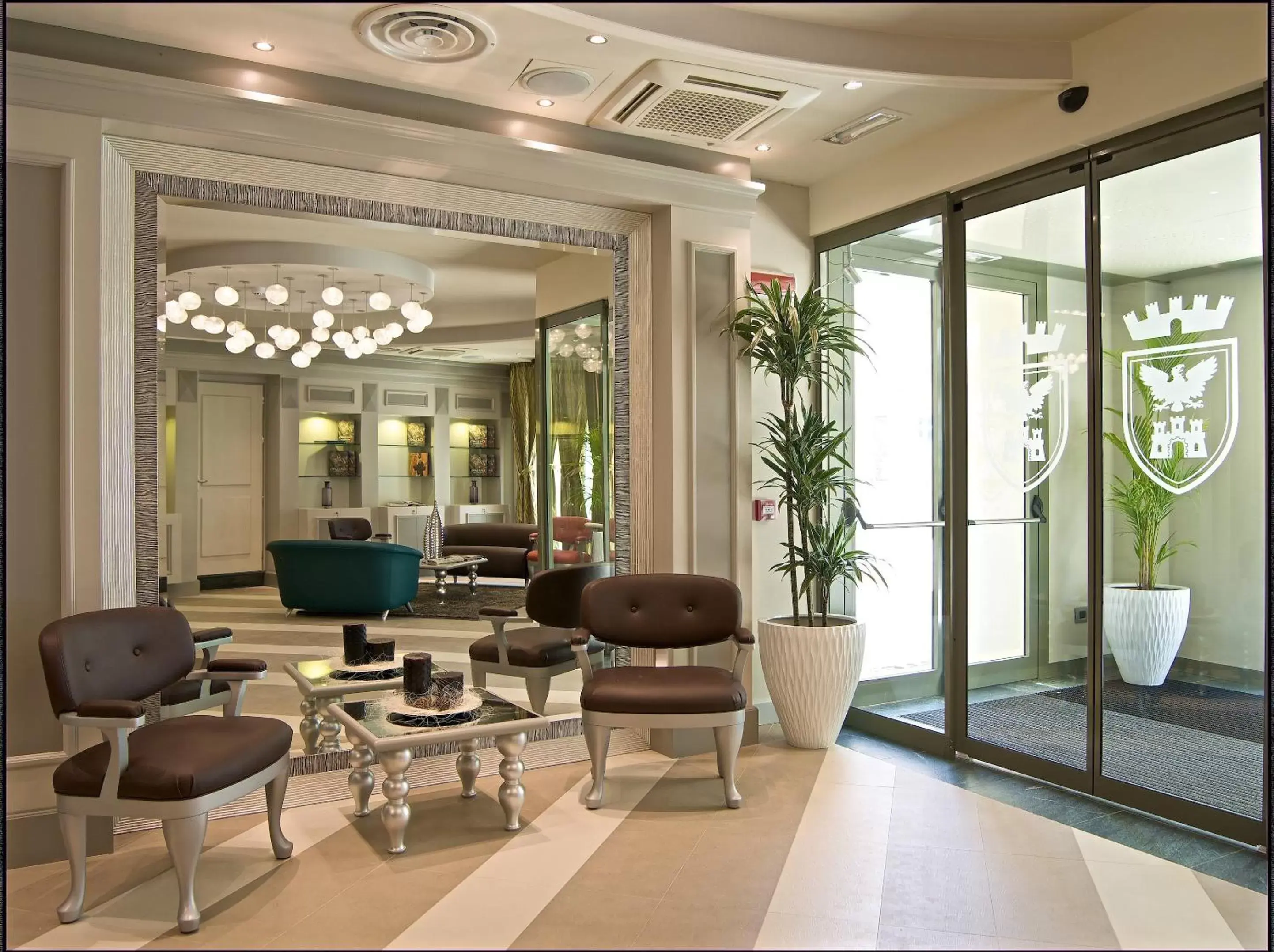 Lobby or reception in Hotel Centrale Best Western Signature Collection