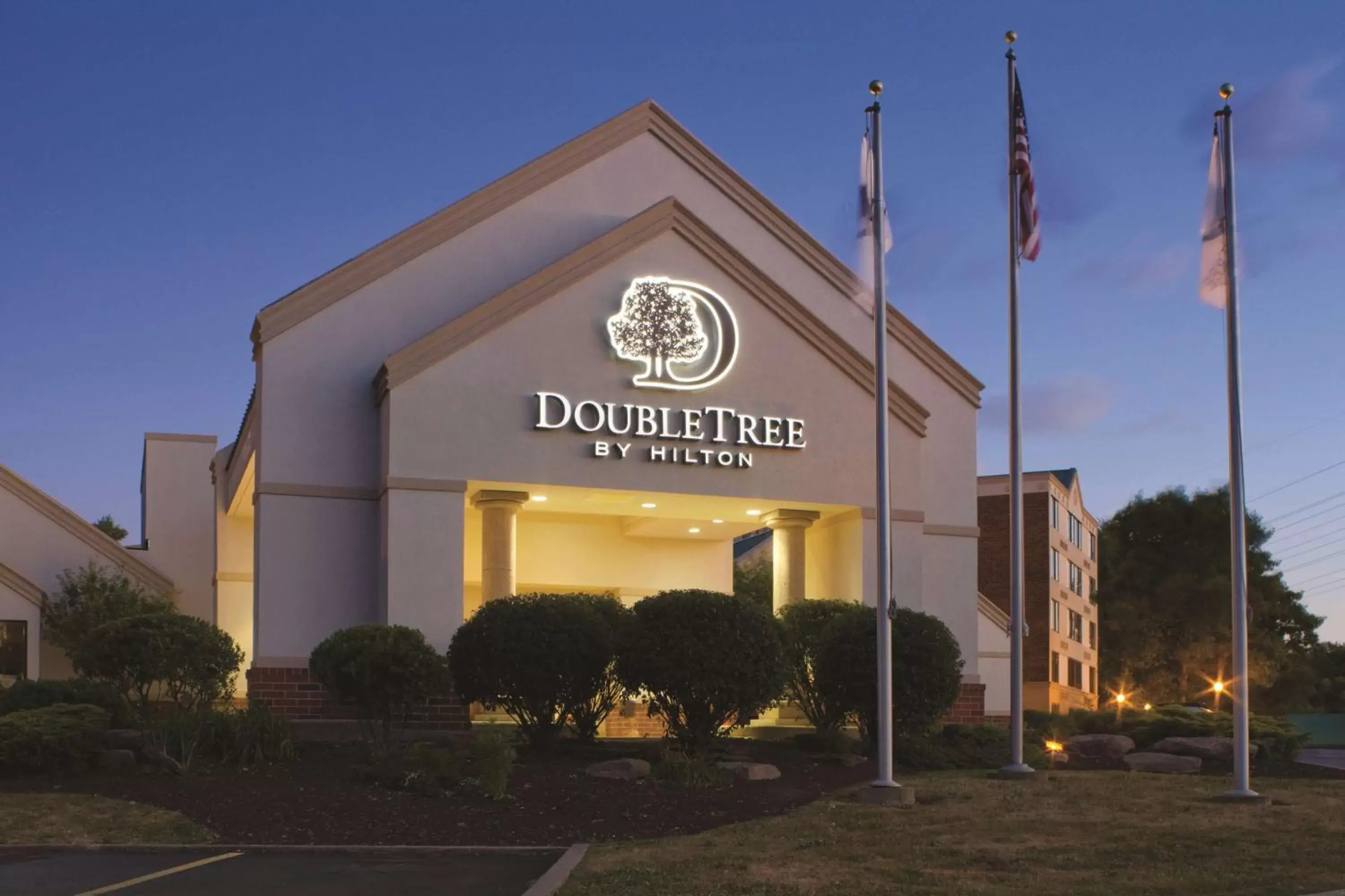 Property Building in DoubleTree by Hilton Hotel Cleveland - Independence