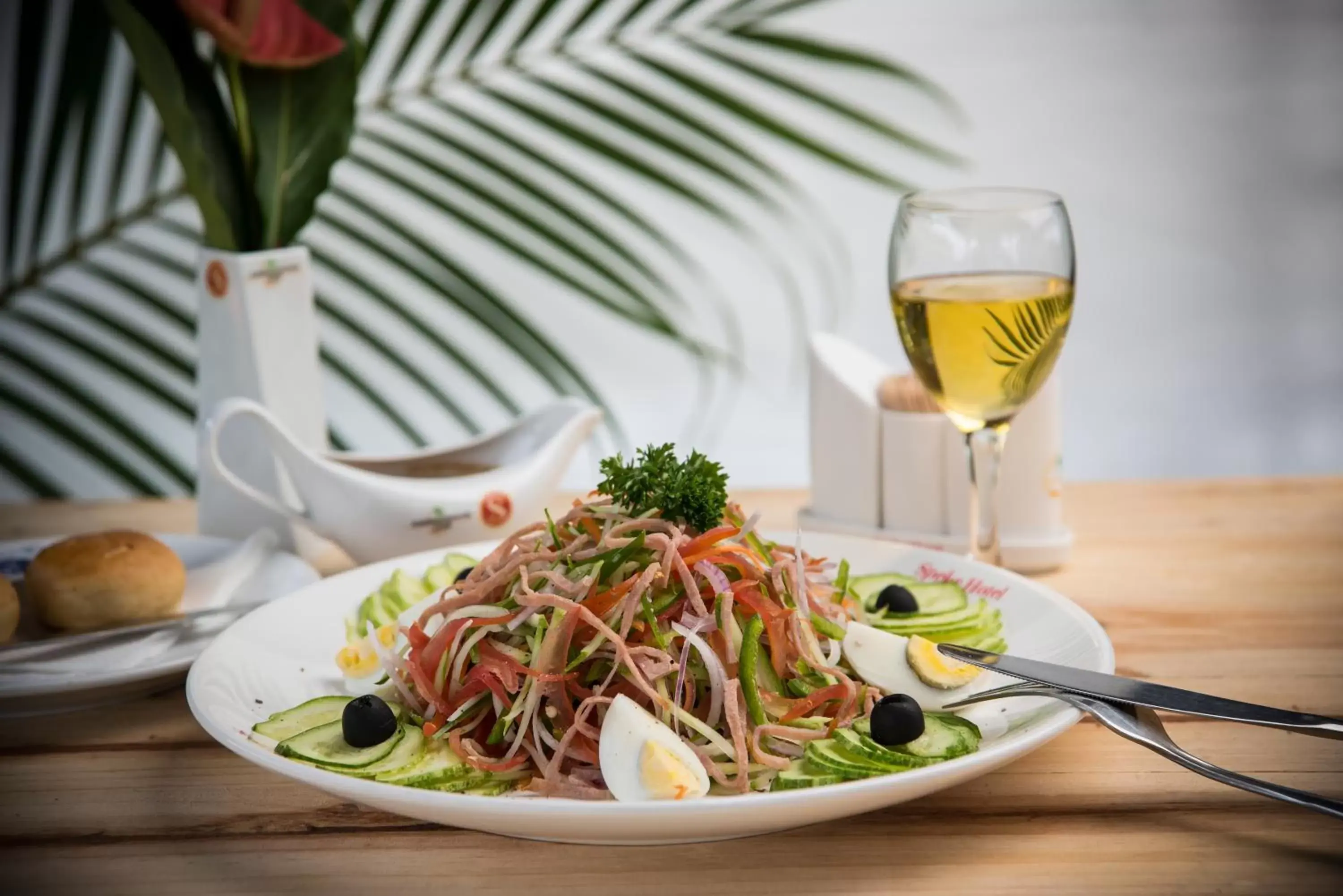 Food and drinks in Dolphin Suites Food and drinks in Dolphin Suites