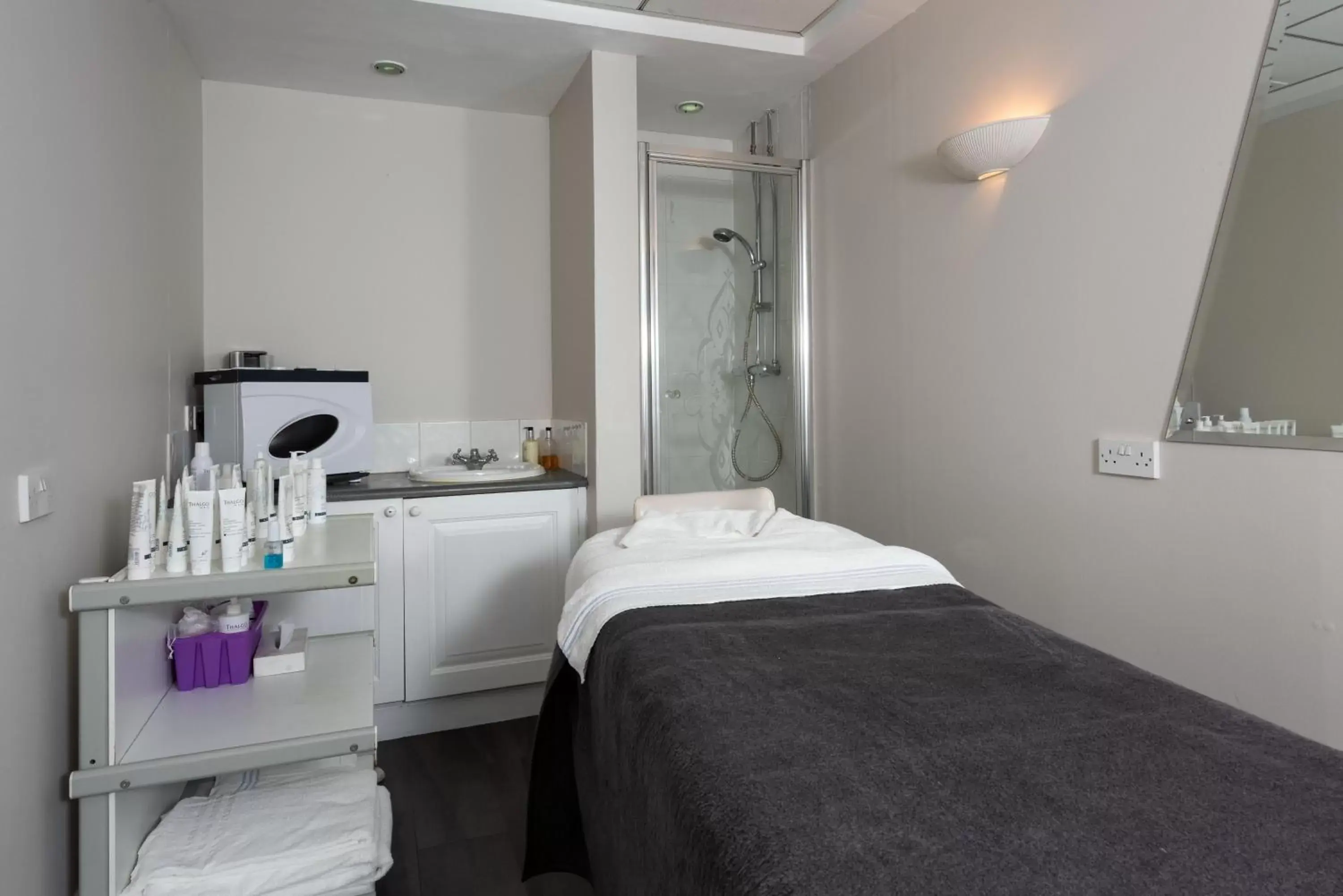 Massage, Bed in Ardoe House Hotel & Spa