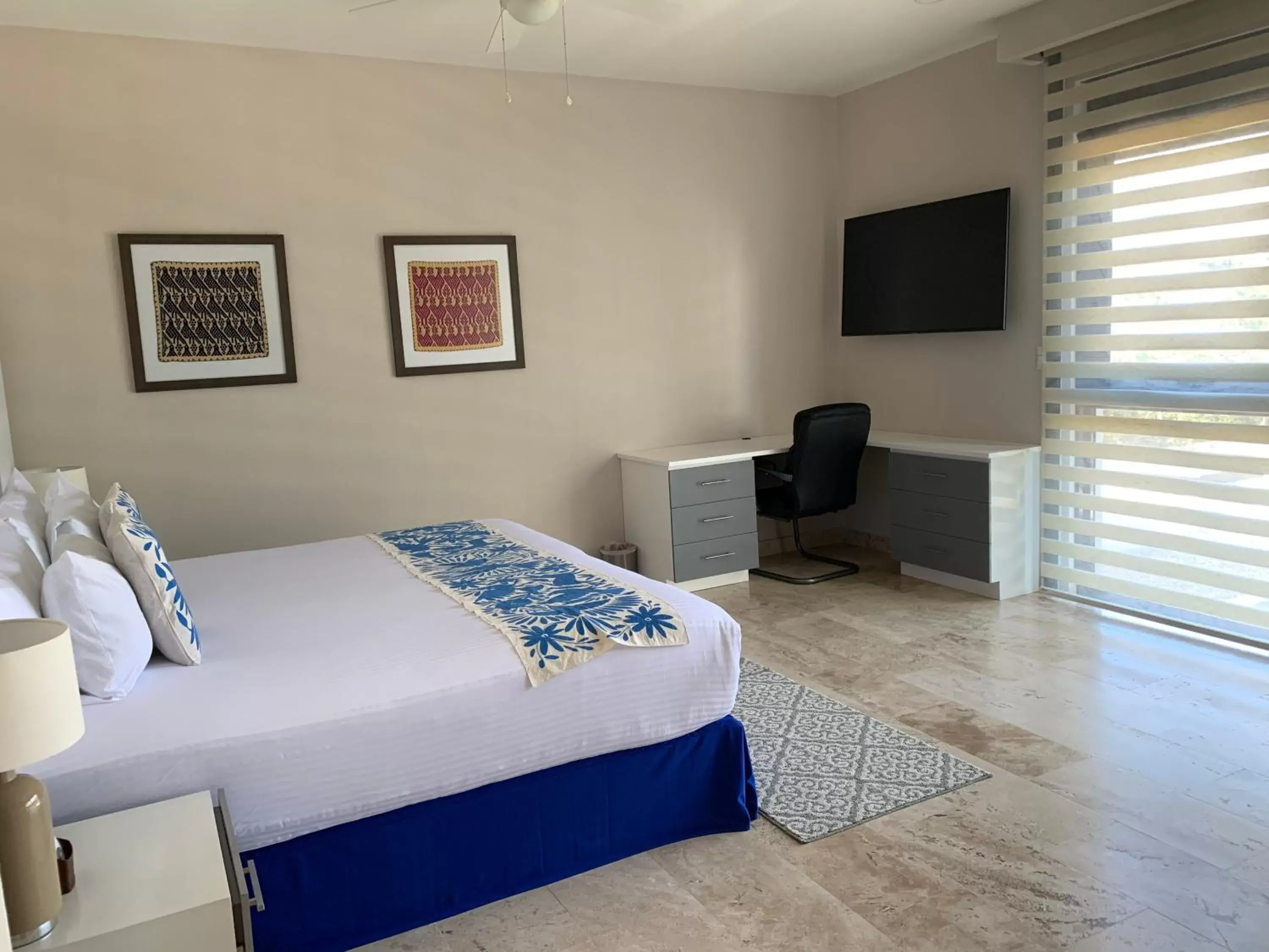 Bed in Xaha Villas Suites & Golf Resort