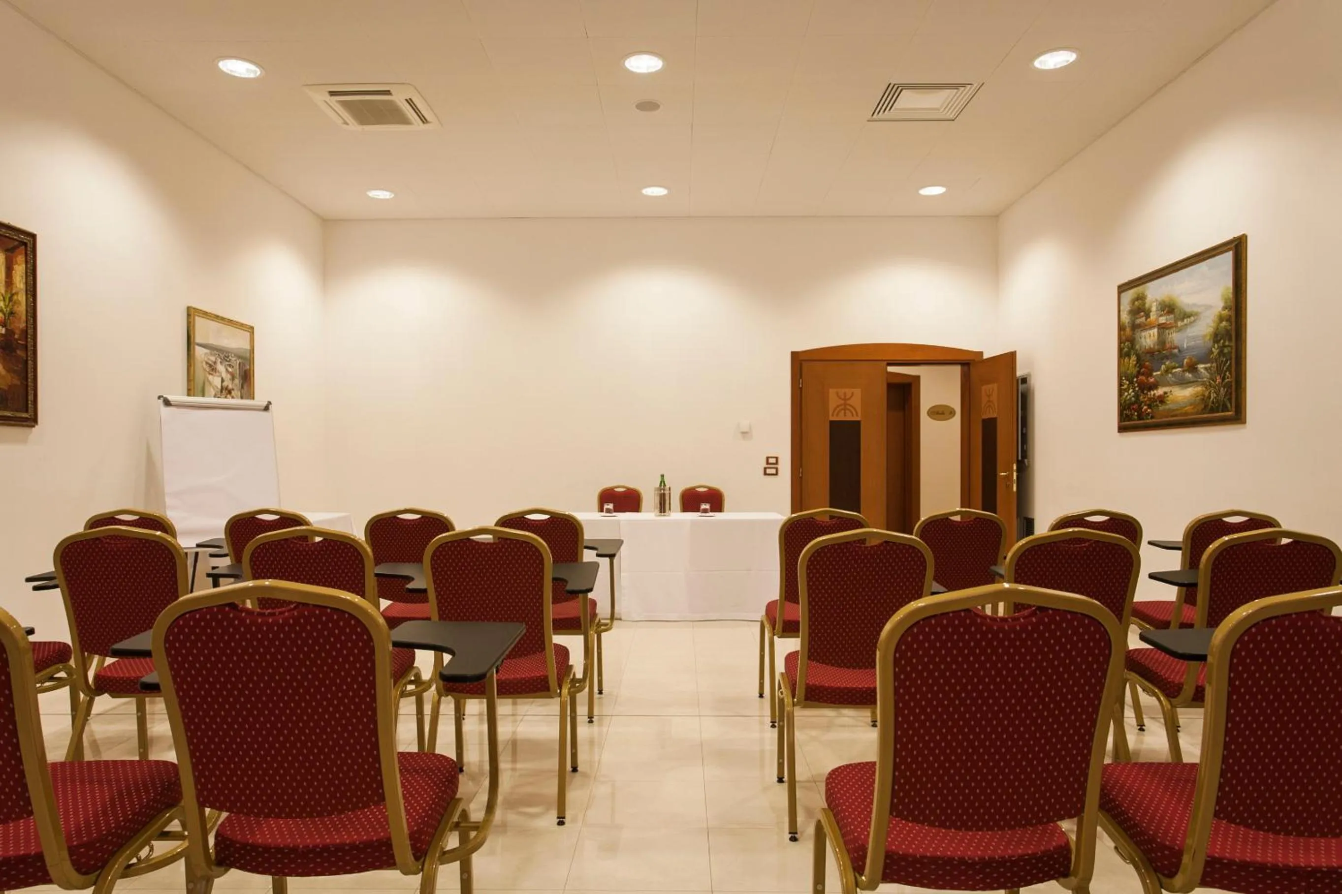 Meeting/conference room in Grand Hotel la Chiusa di Chietri