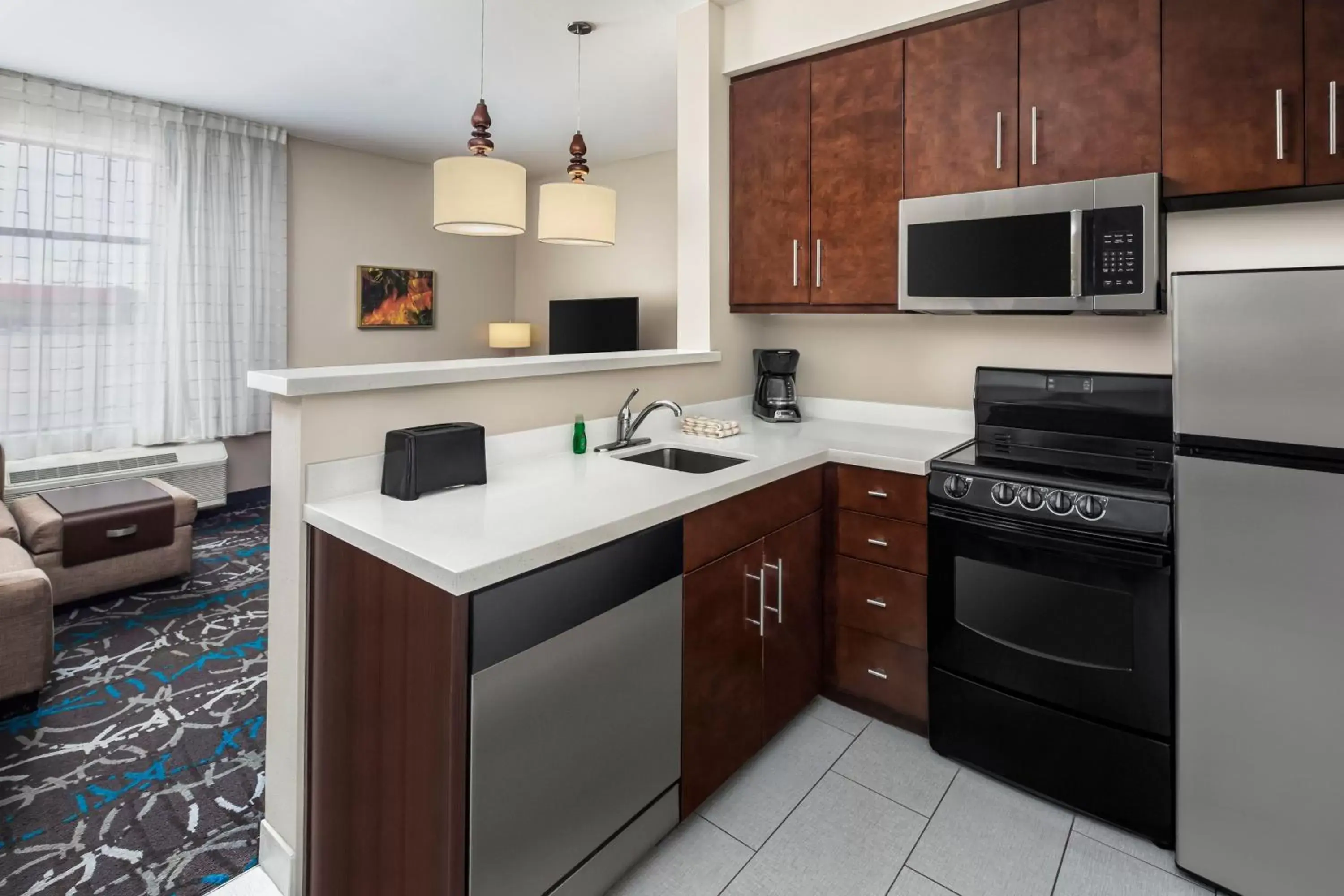 Bedroom, Kitchen/Kitchenette in TownePlace Suites by Marriott Big Spring