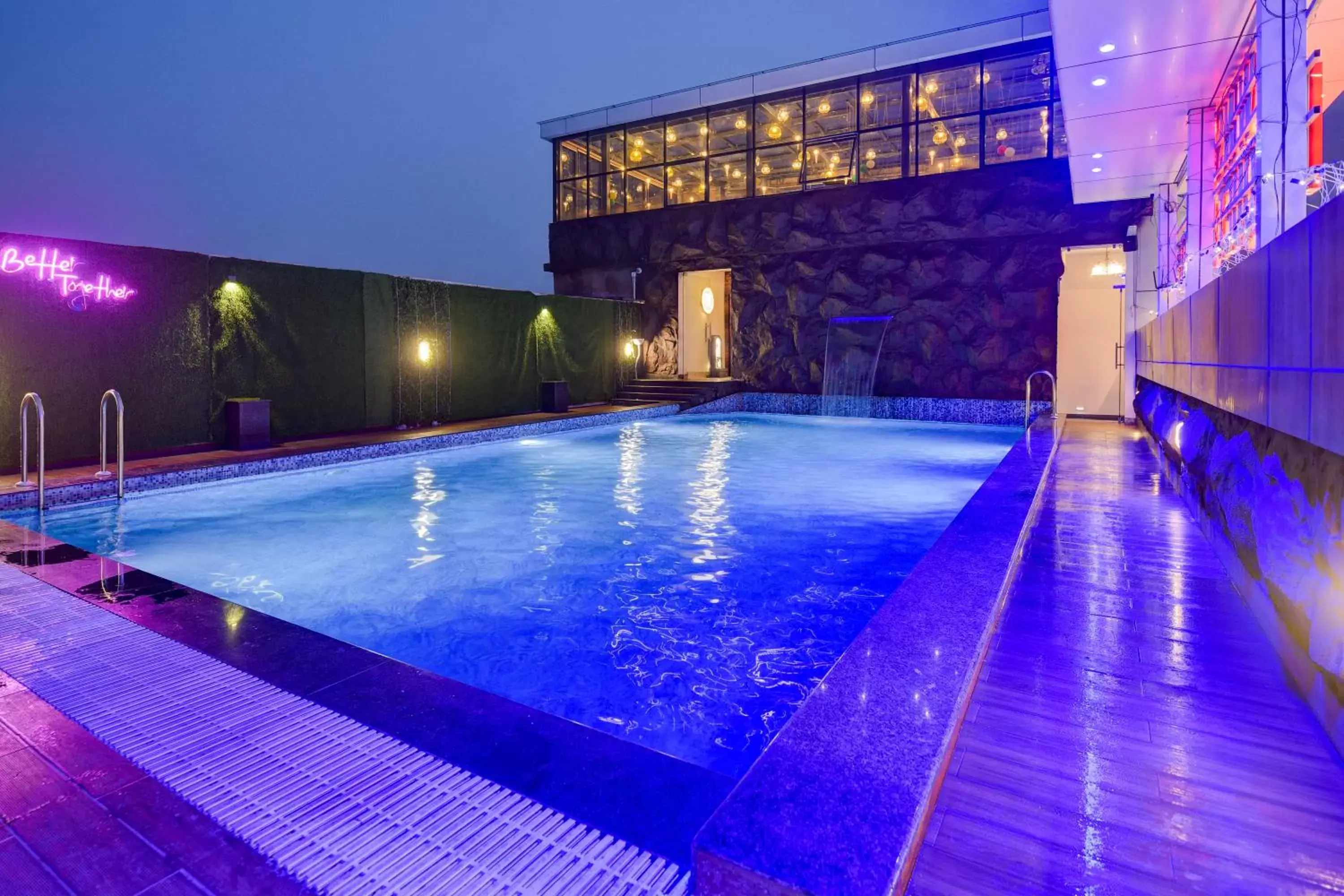 Swimming Pool in Treebo Trend Winsome Banquet And Resort