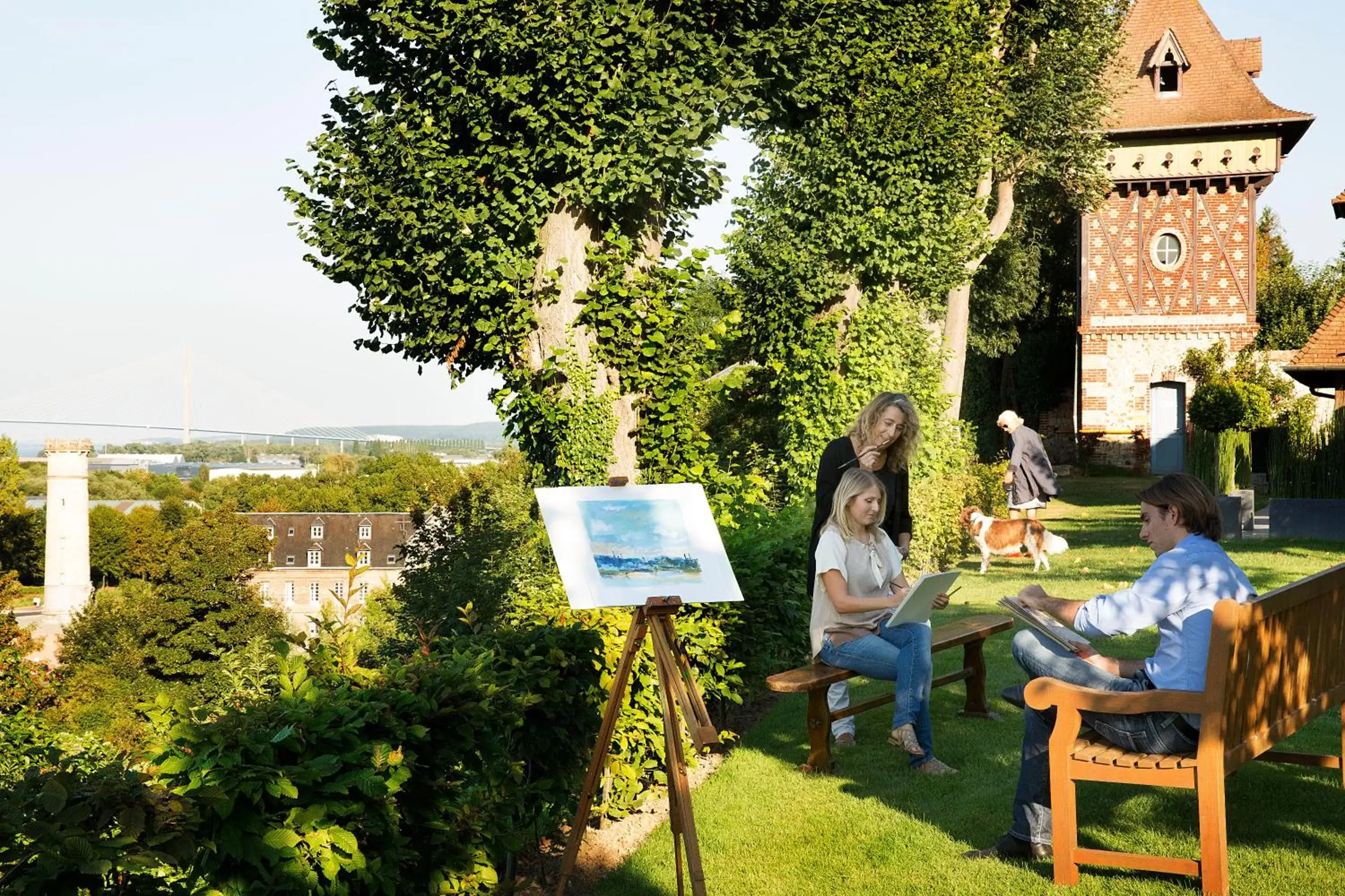 Entertainment in Hôtel Saint-Delis - La Maison du Peintre - Relais & Châteaux