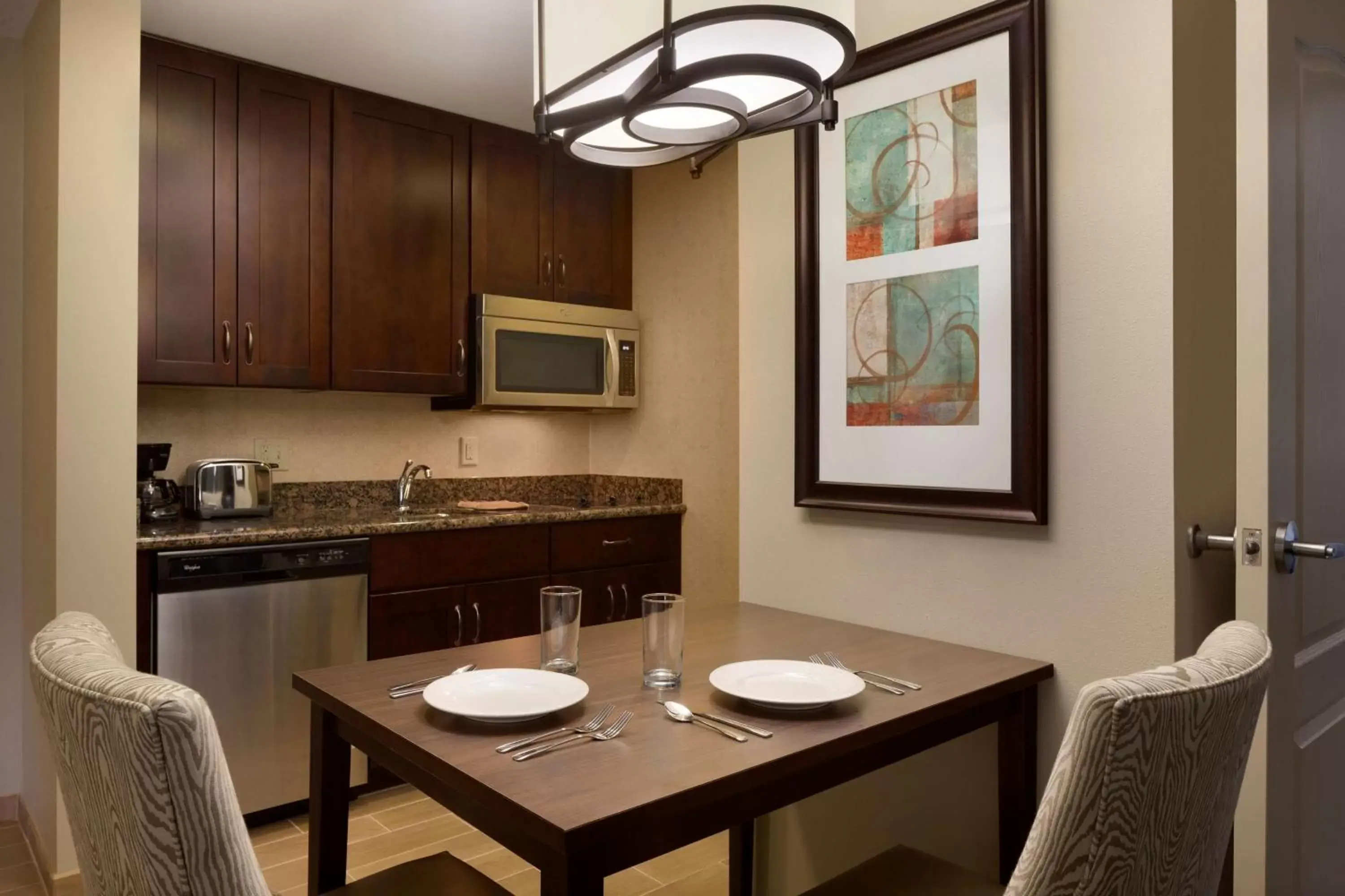 Kitchen or kitchenette, Kitchen/Kitchenette in Homewood Suites by Hilton Kalamazoo-Portage