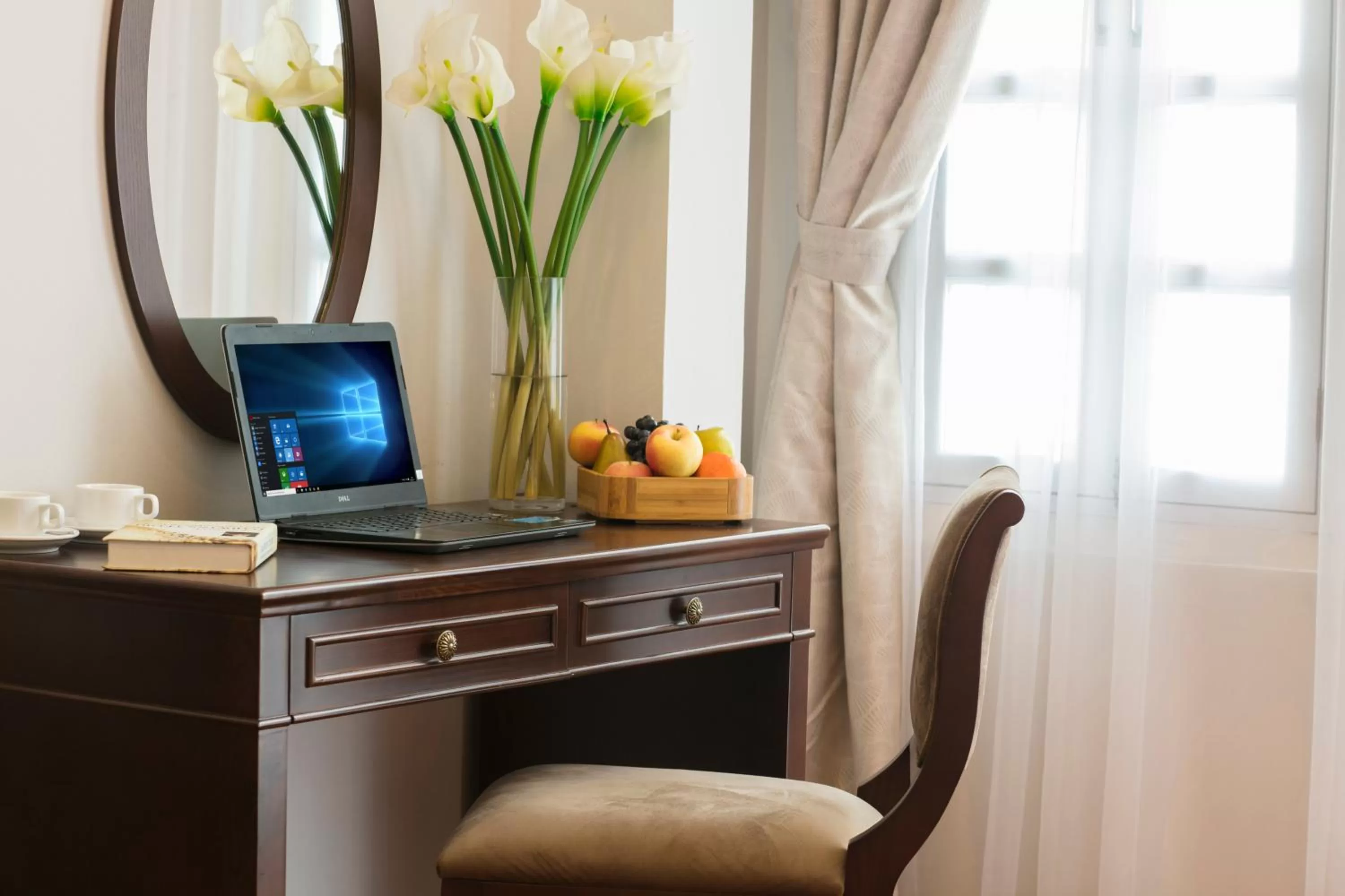 Communal lounge/ TV room in Labevie Hotel