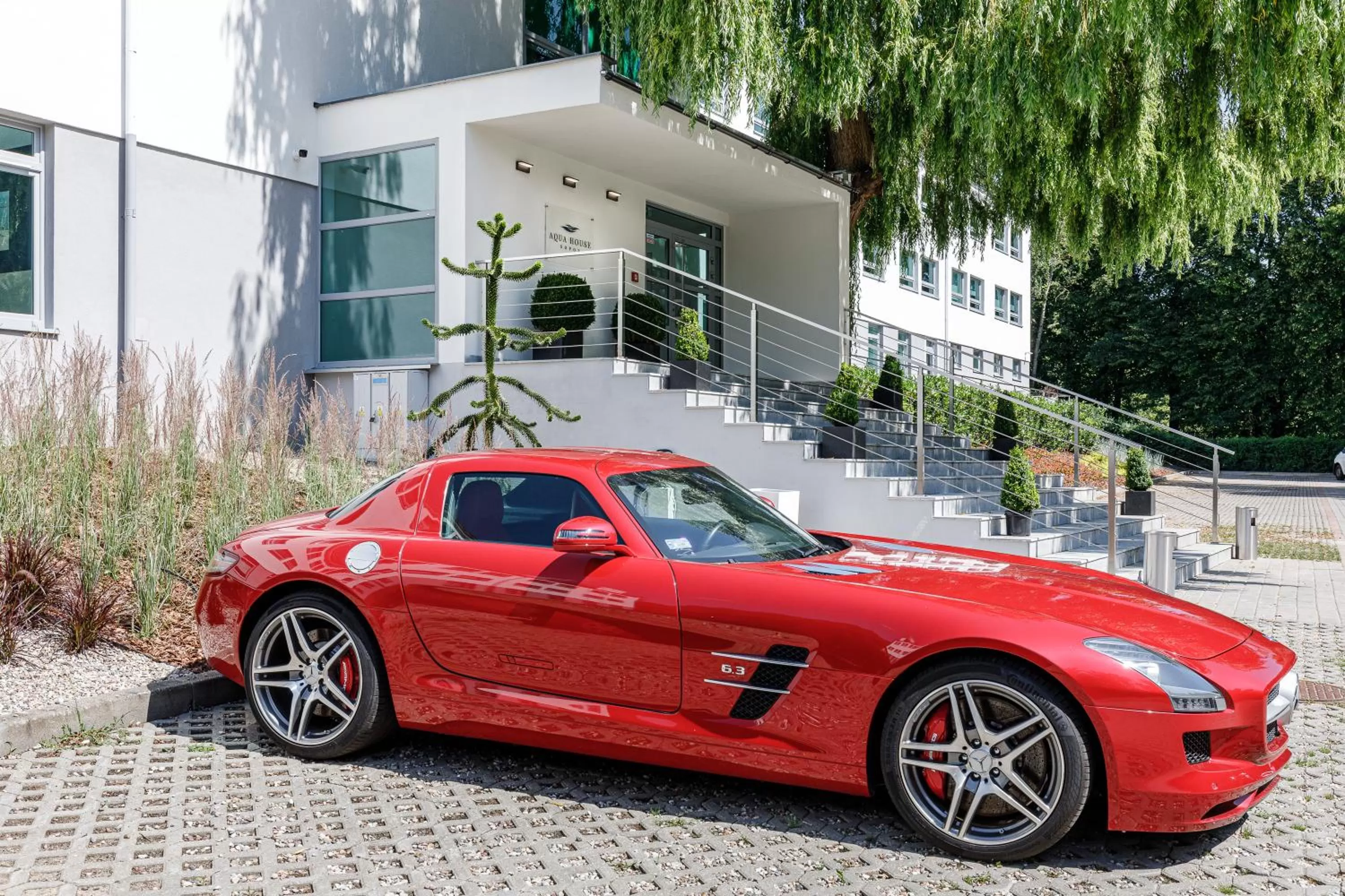 Property building in AQUA HOUSE