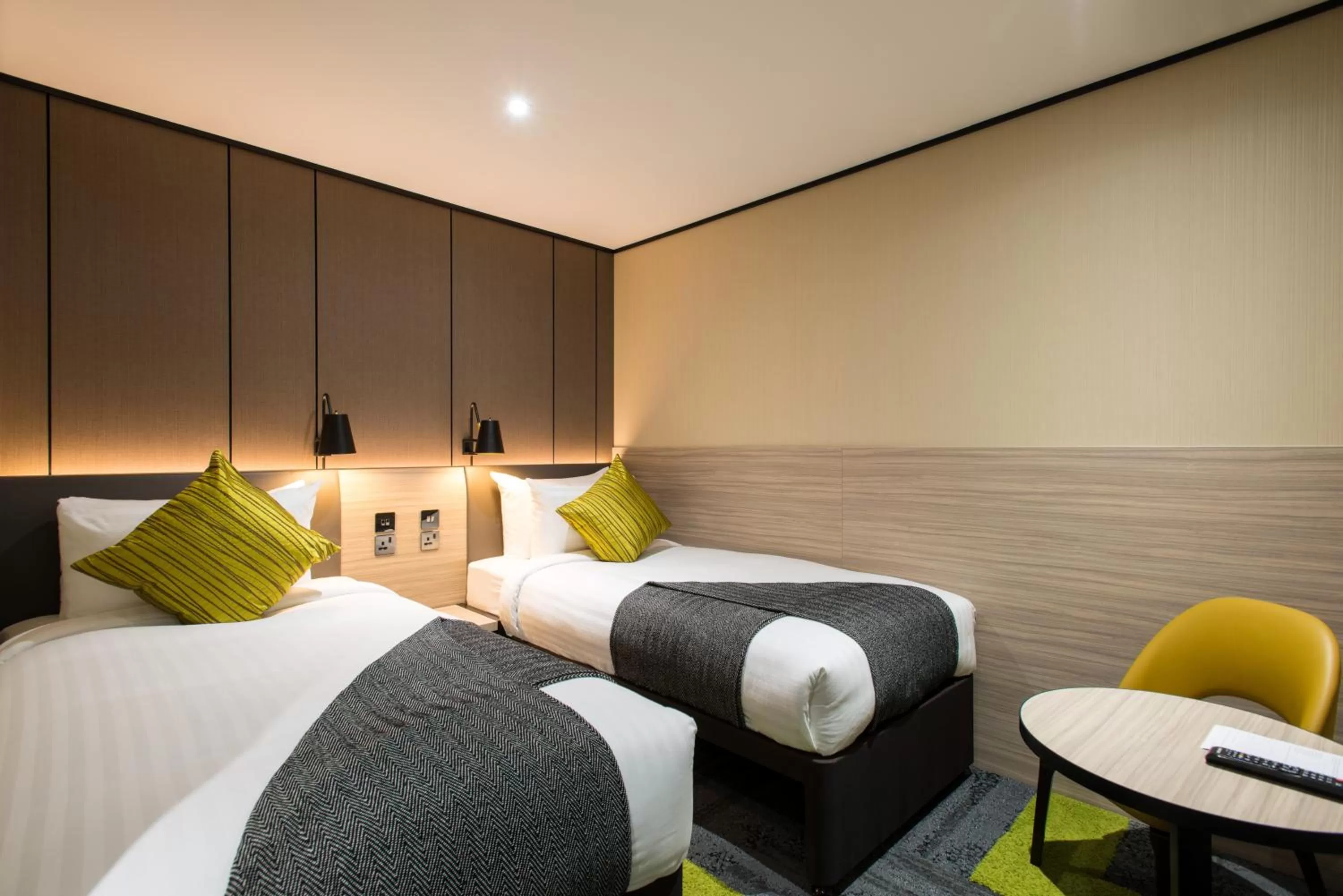 Bed in Aerotel London Heathrow Airport, Terminal 2 & Terminal 3