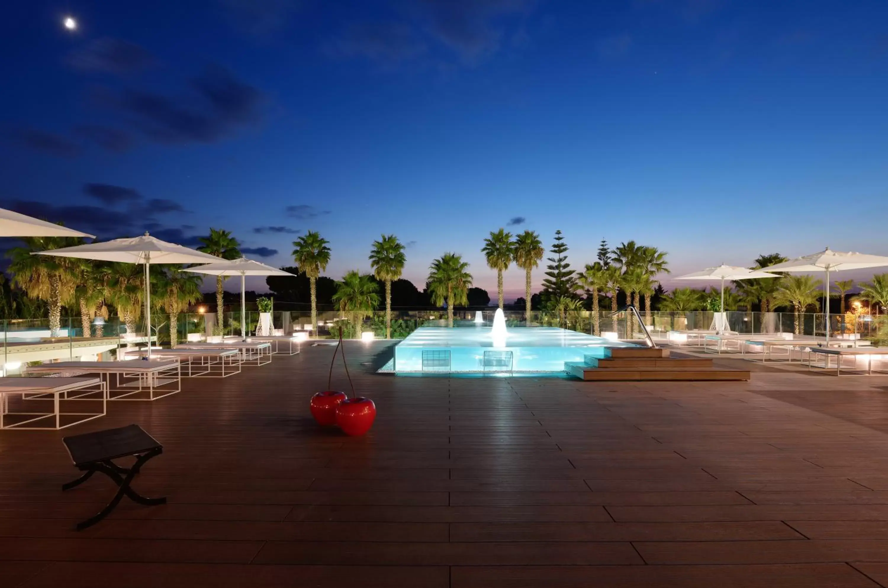 Balcony/Terrace, Swimming Pool in Mec Paestum Hotel