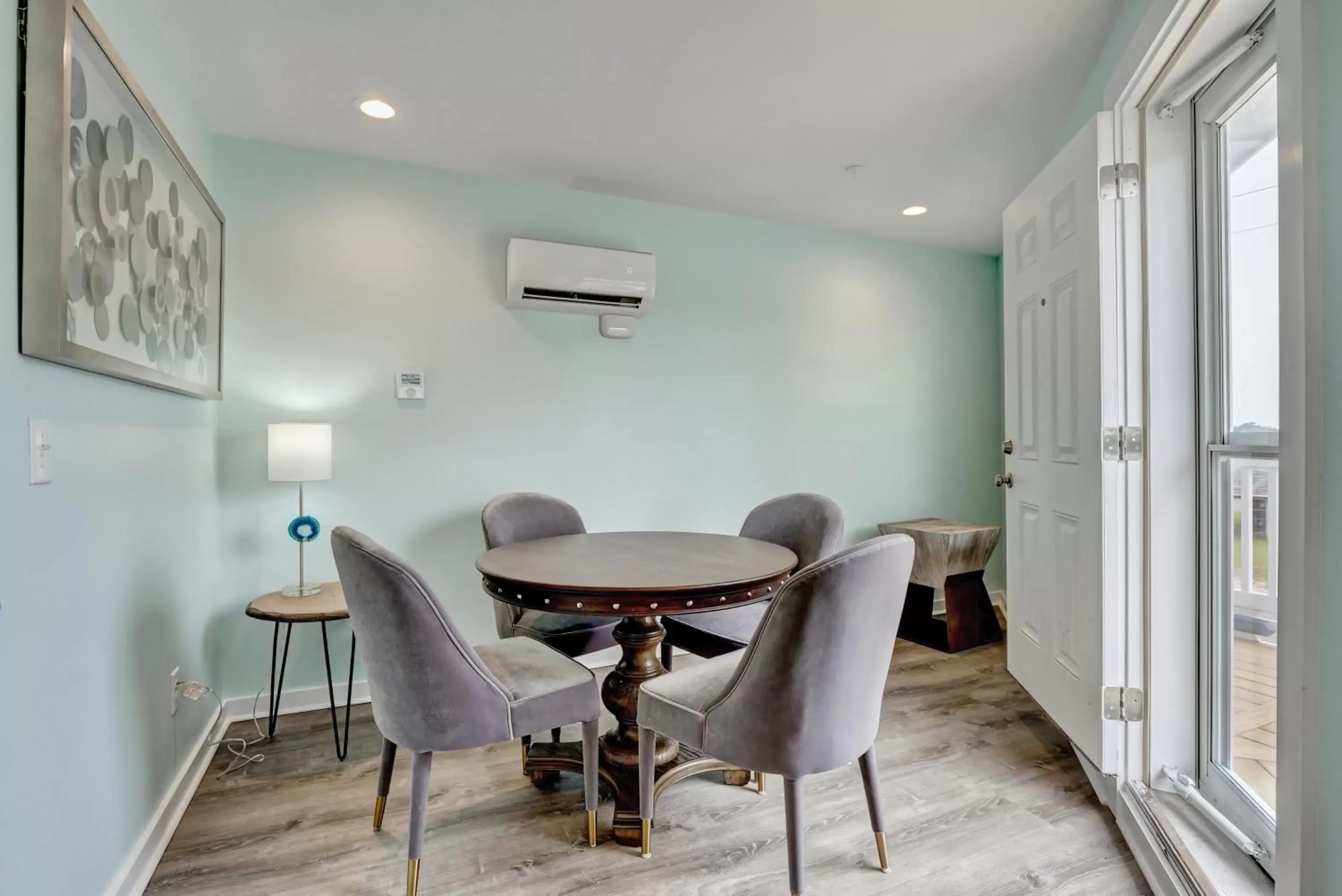 Property building, Dining Area in Loggerhead Inn and Suites by Carolina Retreats