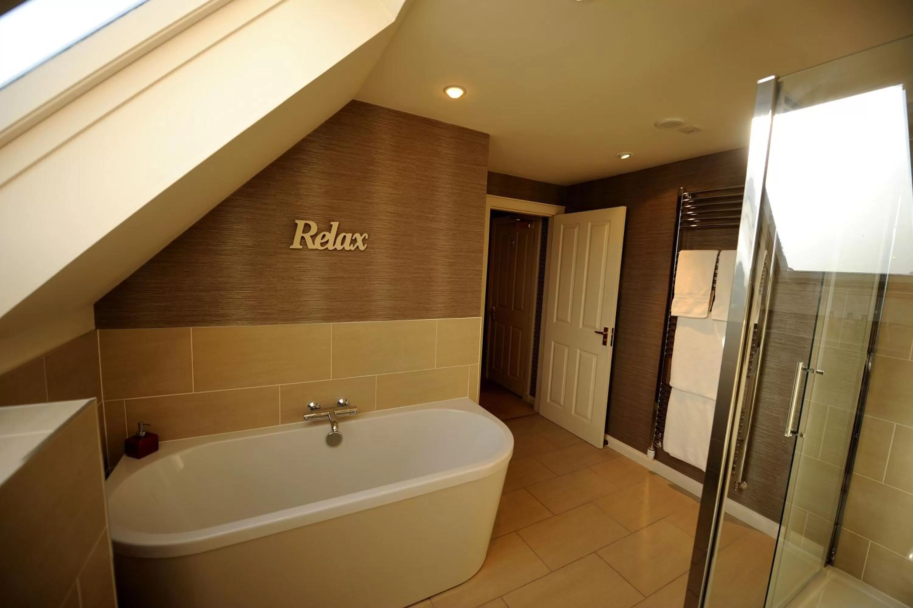 Bathroom in Rufflets St Andrews