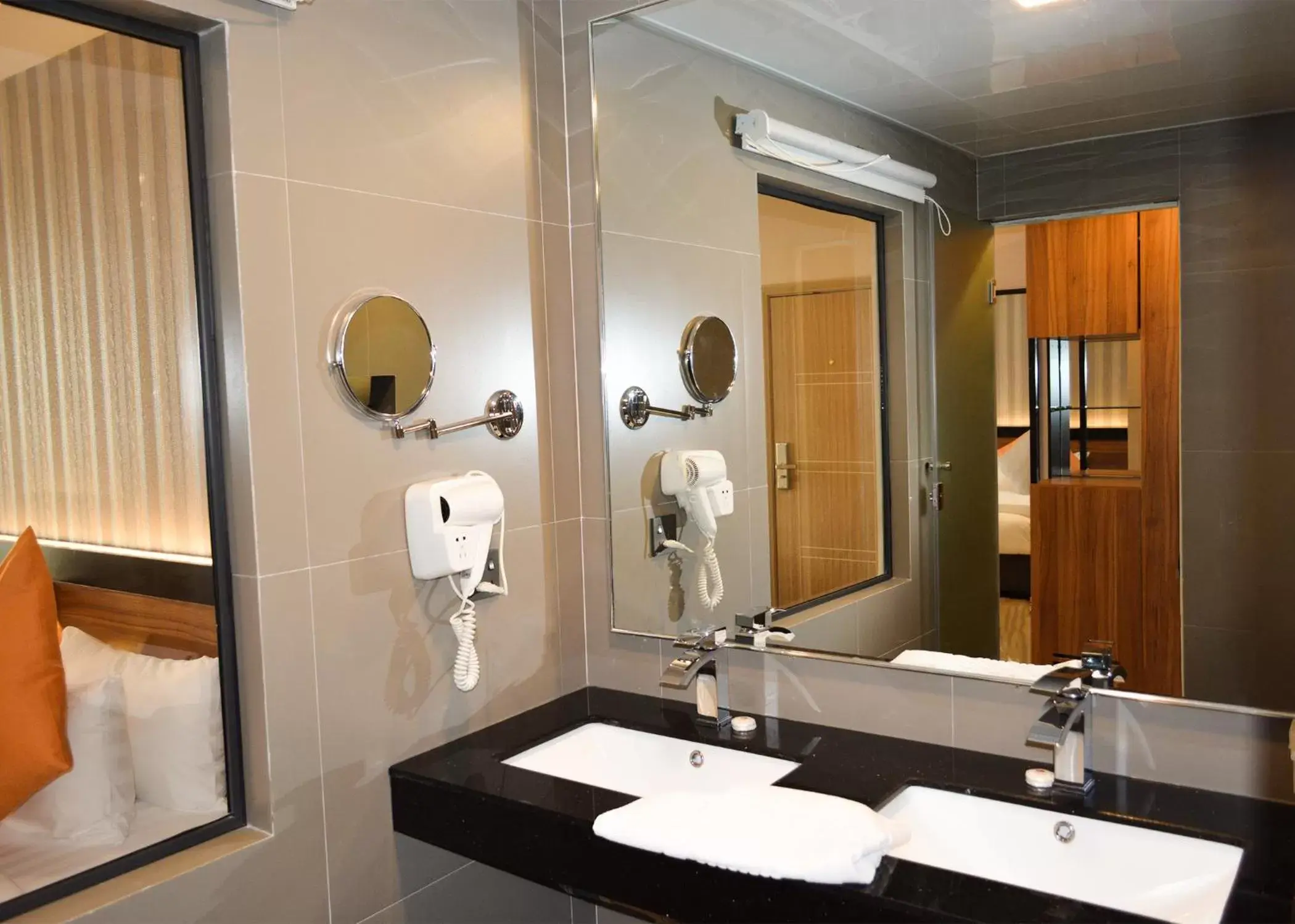 Bathroom in Triton Prestige Seaview and Spa