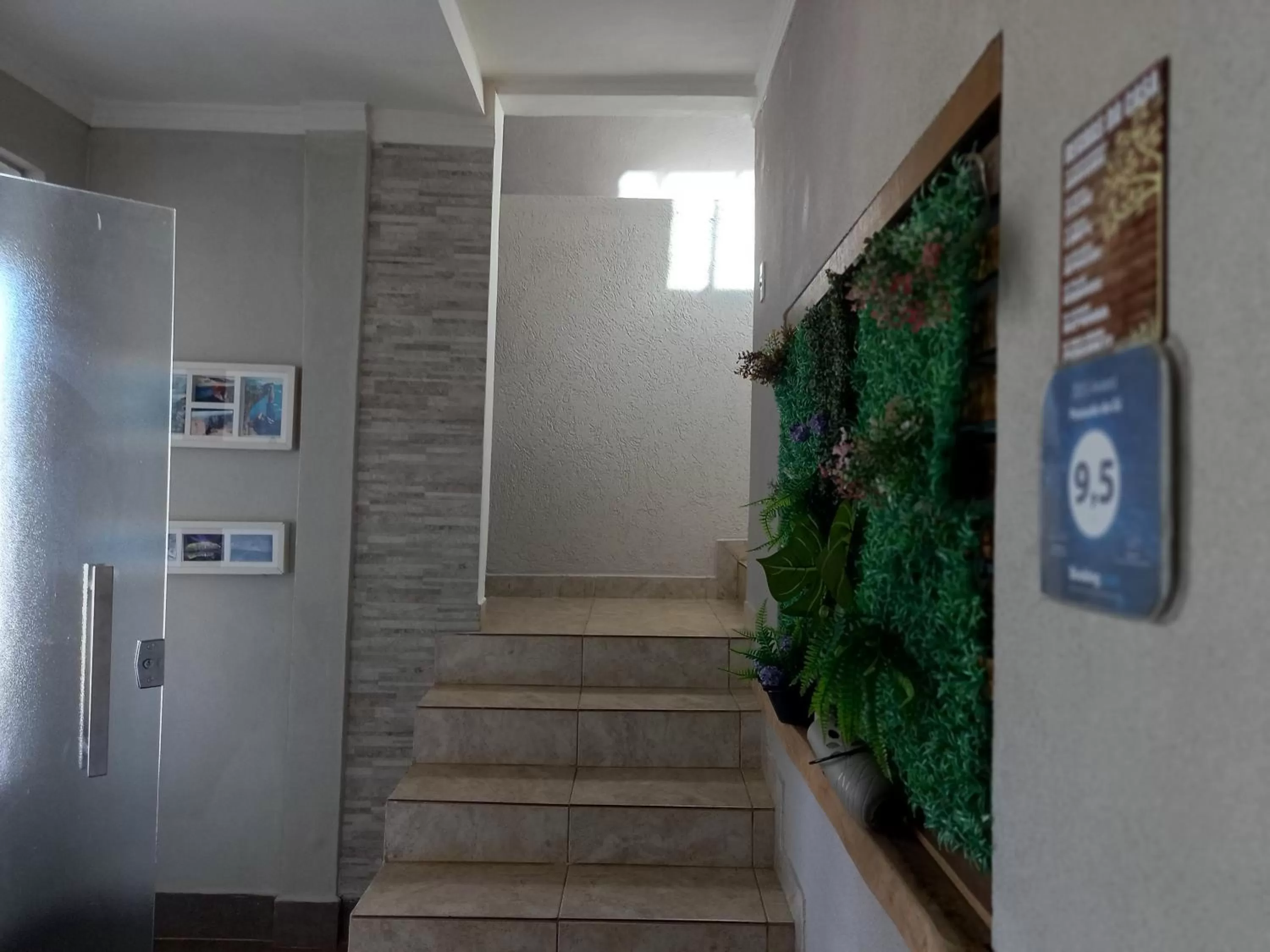 Lobby or reception in Pousada da Gi Suítes e Turismo