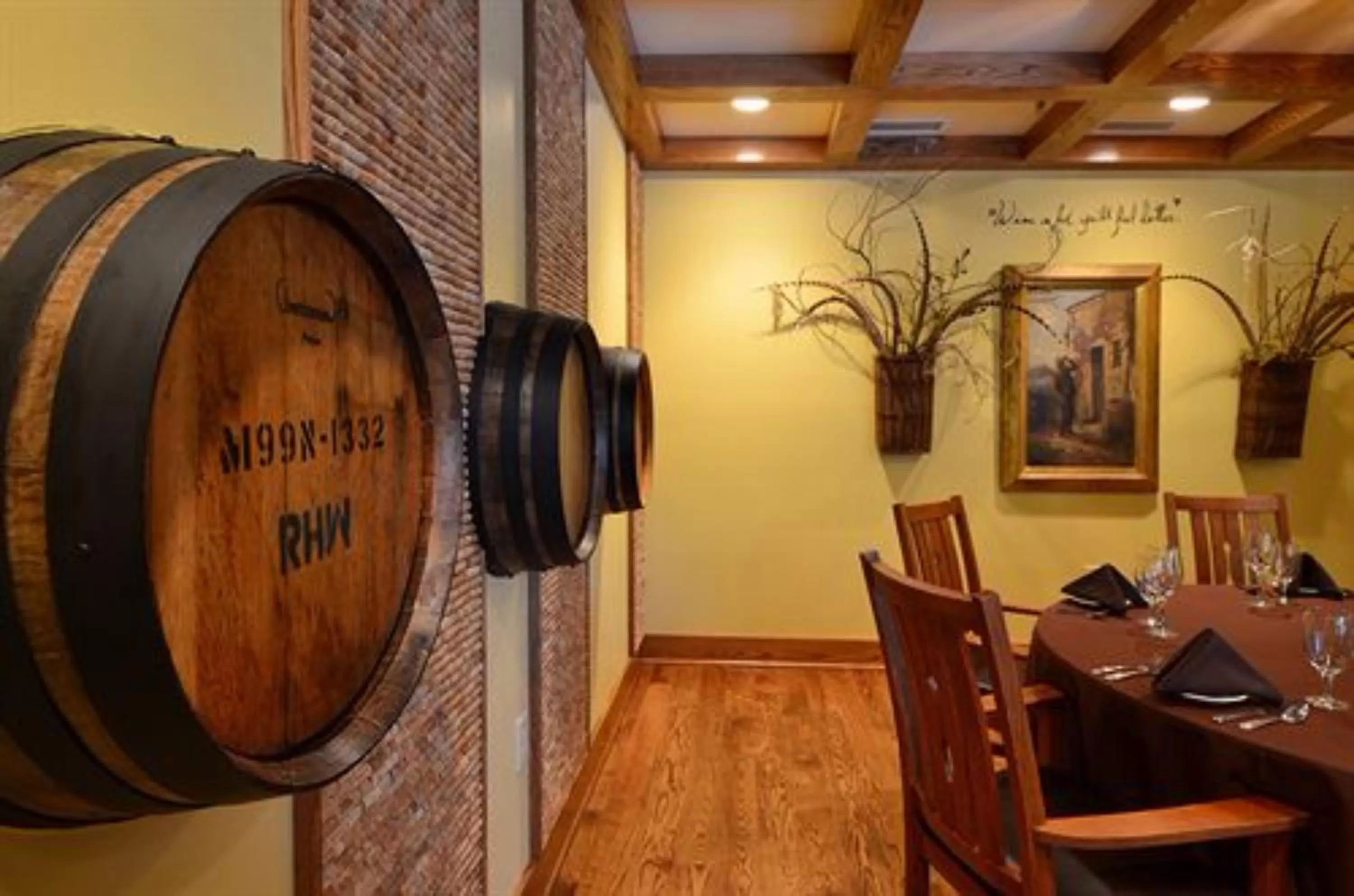 Restaurant/places to eat in Bob Timberlake Inn at Chetola Resort