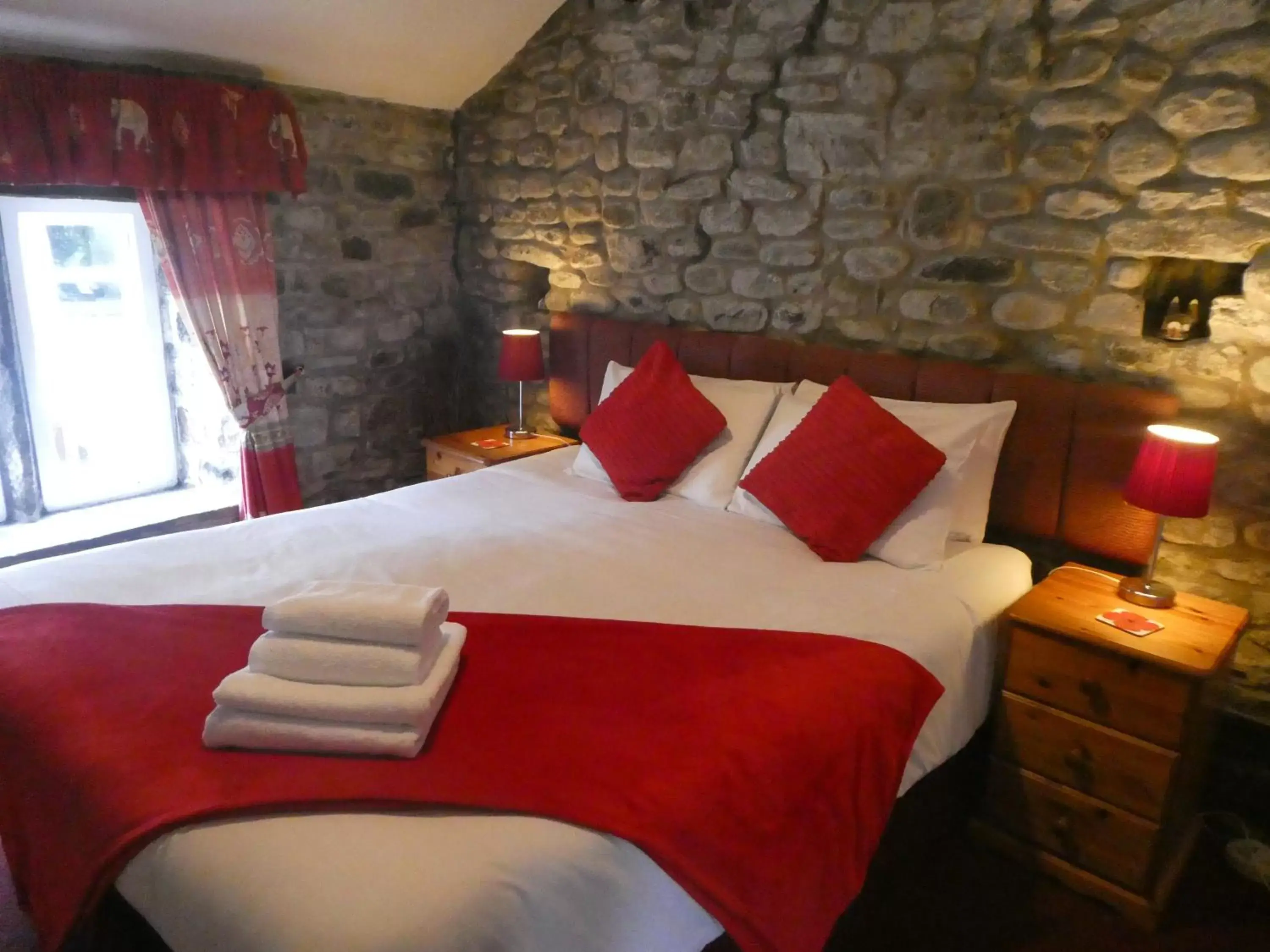 Bed in The George Inn