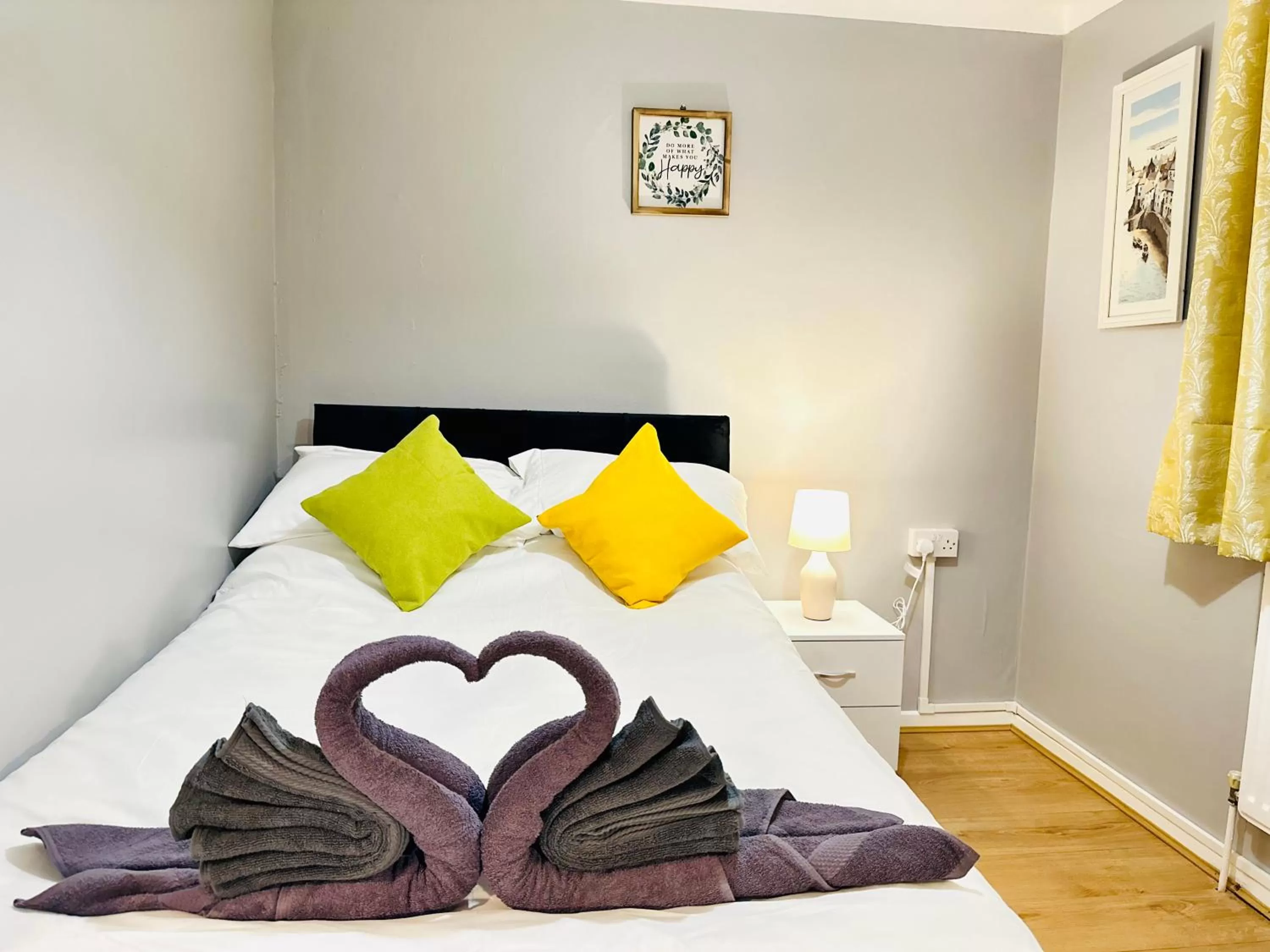 Bed in Sandys Holidays Home