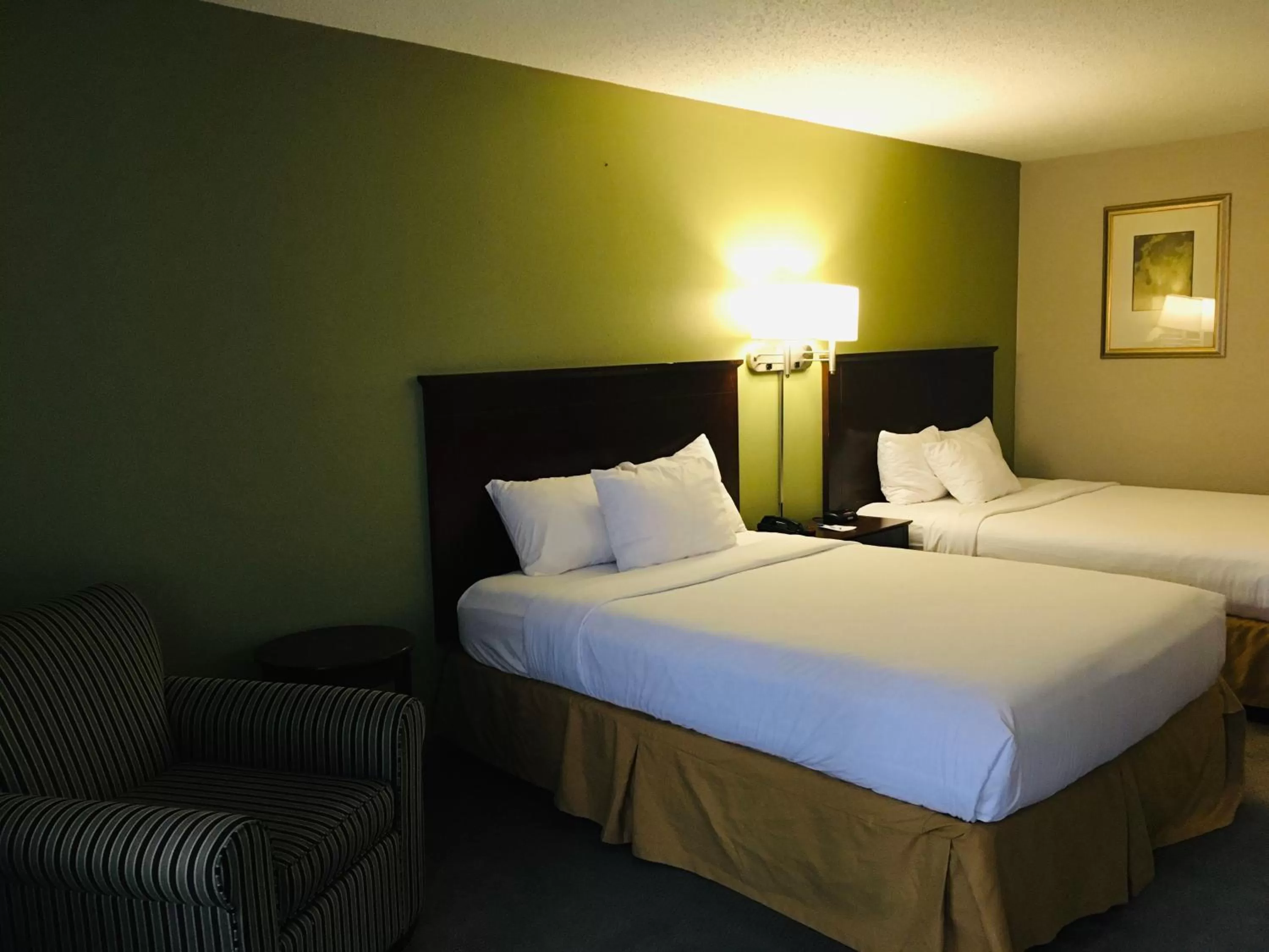 Bed in Ramada by Wyndham Batesville
