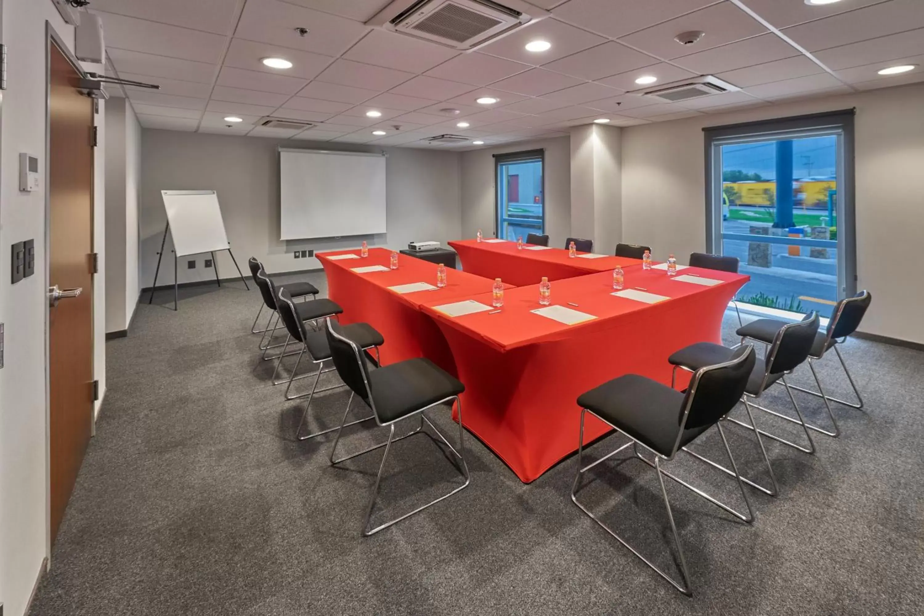 Meeting/conference room in City Express by Marriott Monterrey Norte