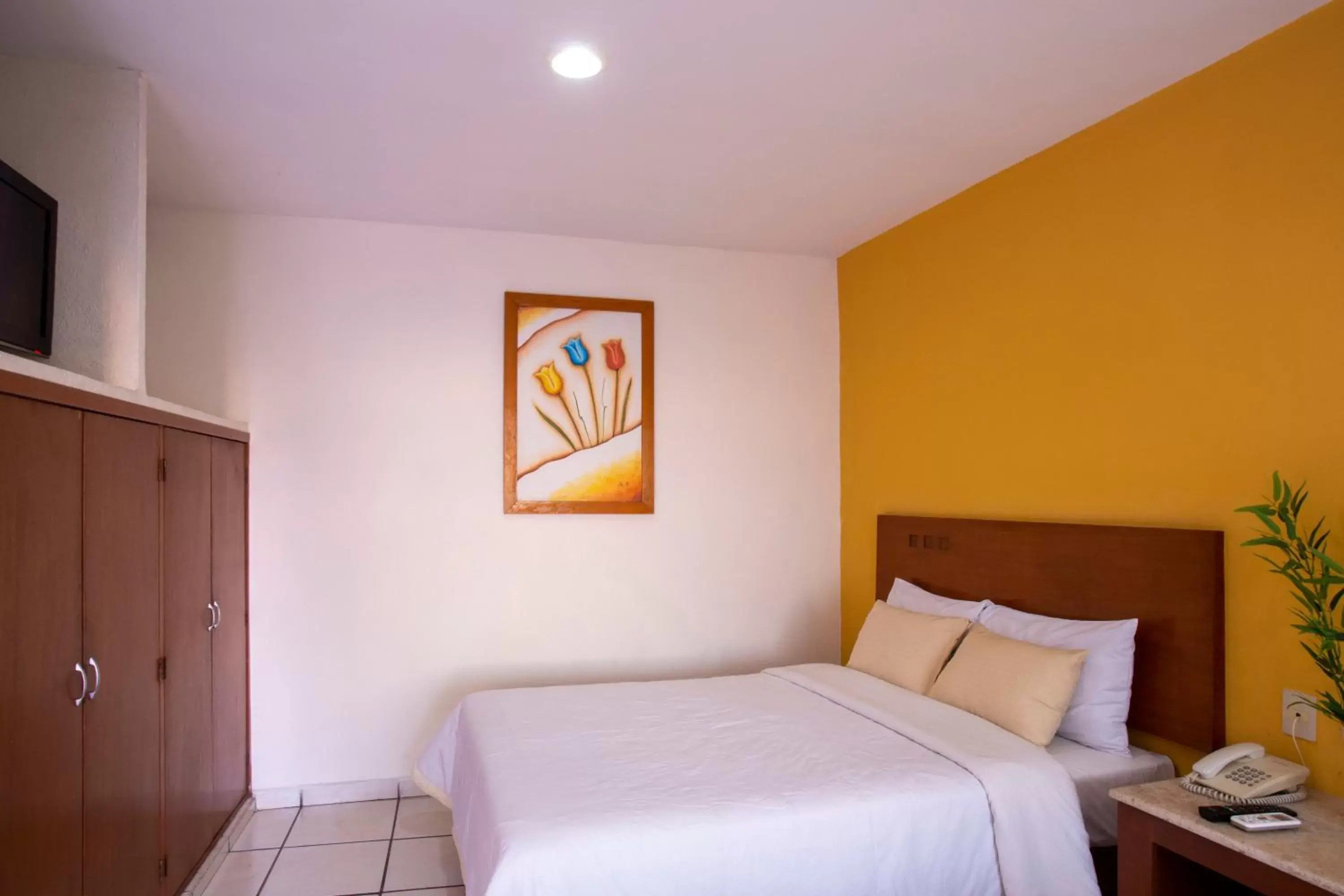 Bed in Hotel Arcos Aeropuerto