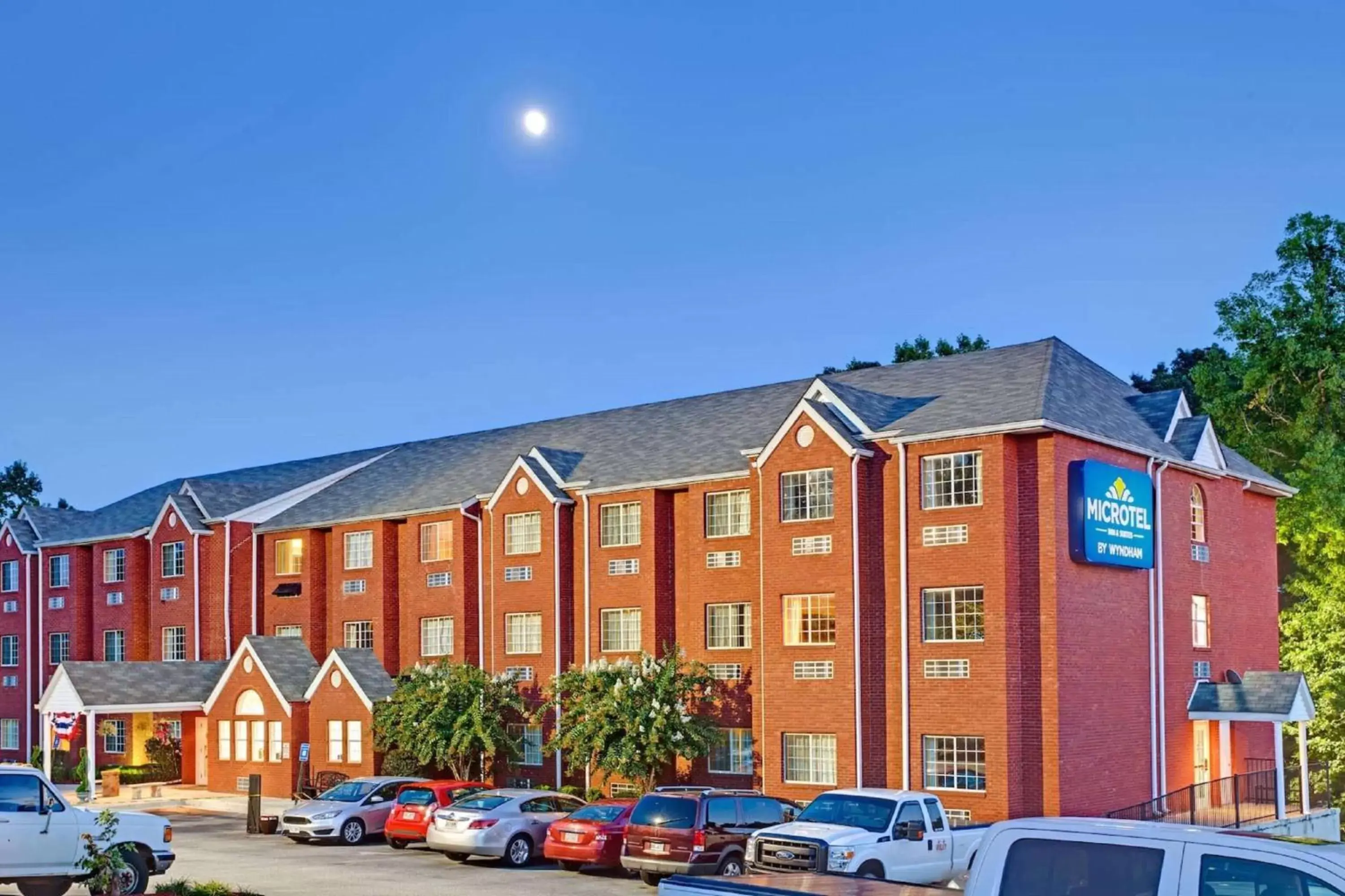 Property building in Microtel Inn & Suites by Wyndham Stockbridge/Atlanta I-75 Property building in Microtel Inn & Suites by Wyndham Stockbridge/Atlanta I-75