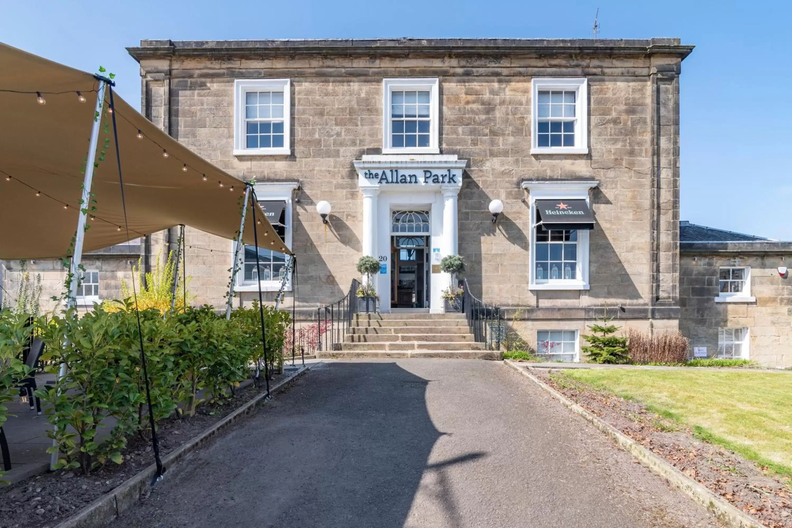 Property Building in The Allan Park