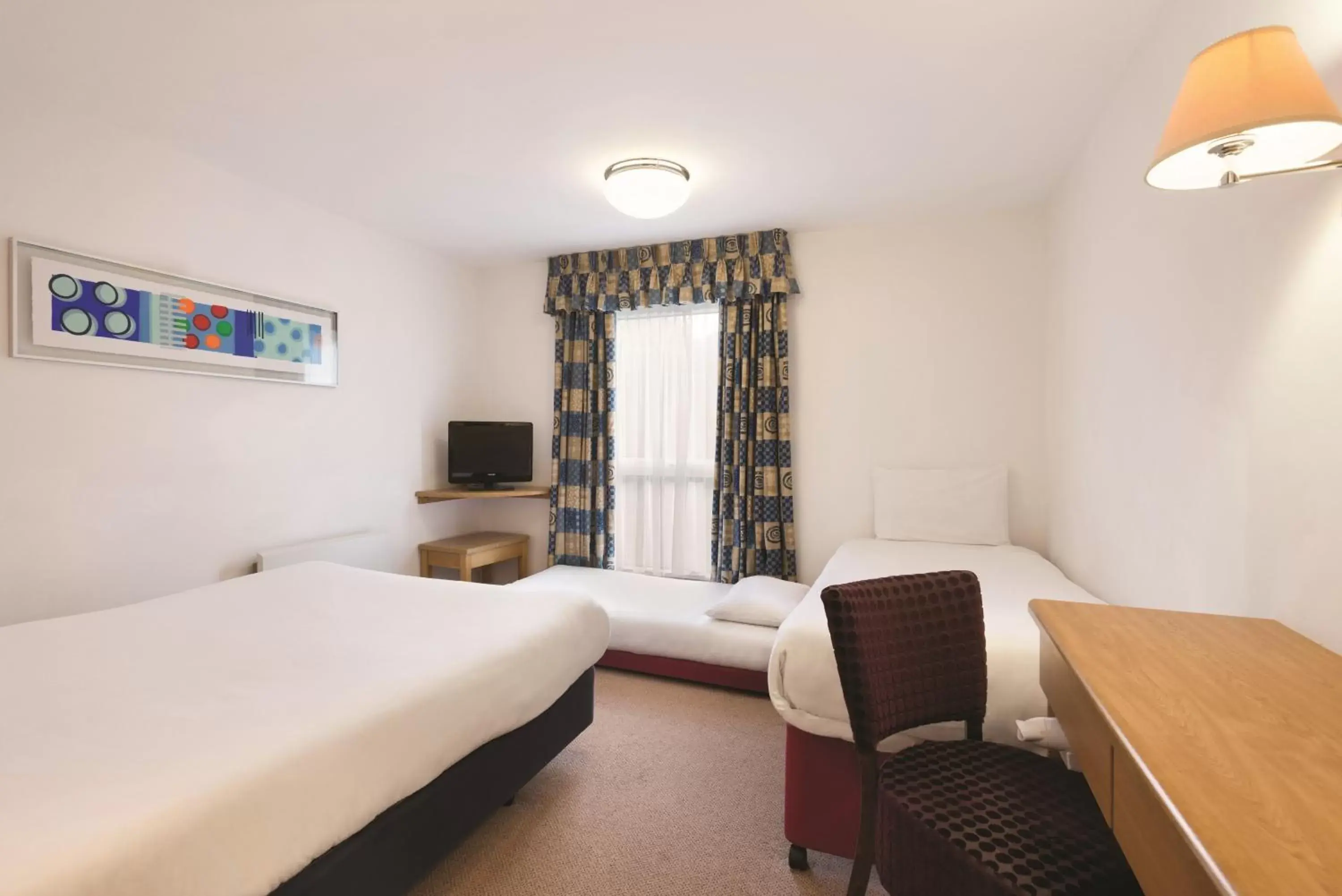 Bedroom, Bed in Days Inn by Wyndham Telford Ironbridge