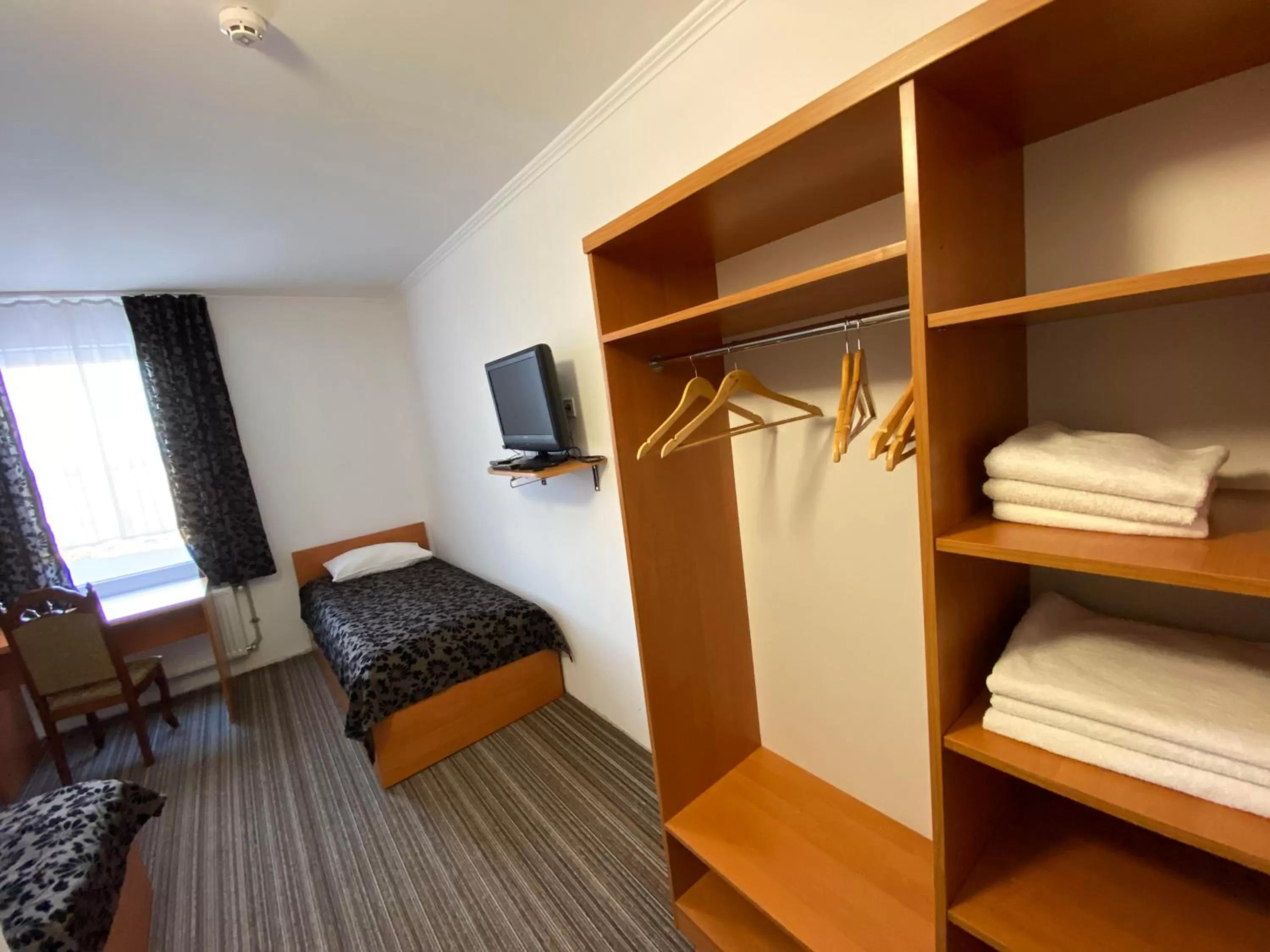 Bed in Autopark Hotel