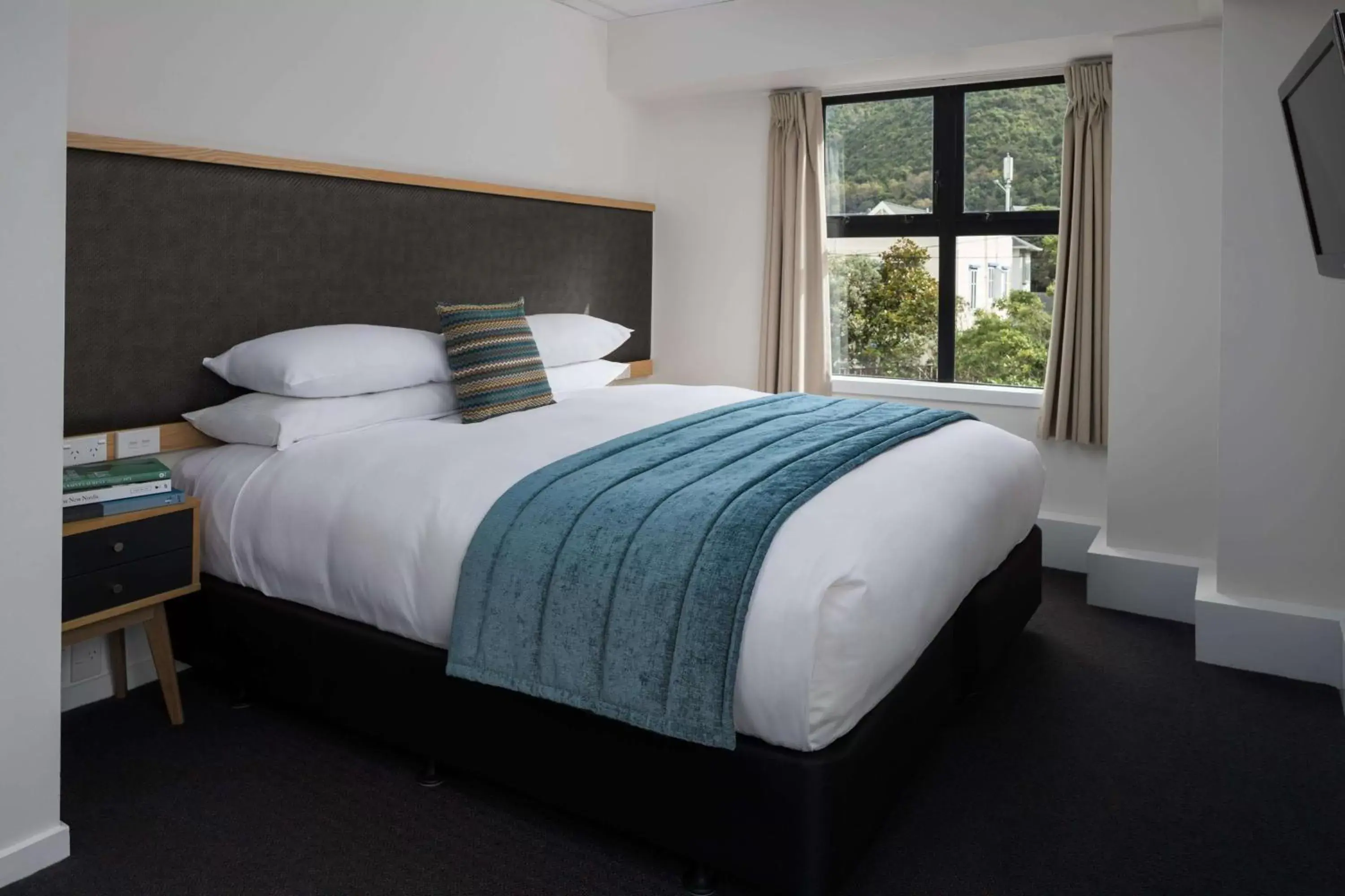 Photo of the whole room, Bed in Atura Wellington