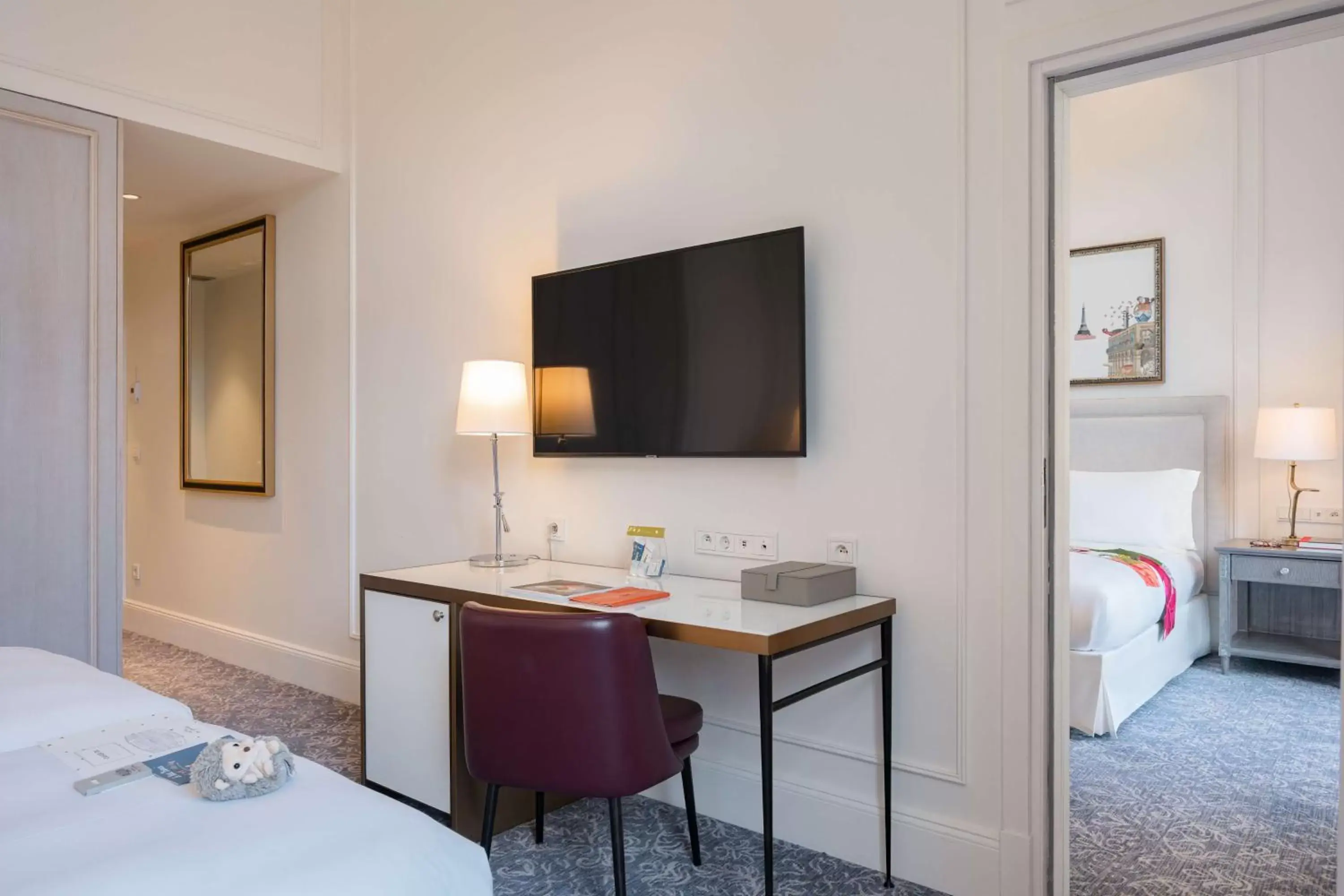 Photo of the whole room, TV/Entertainment Center in Hôtel du Louvre, in The Unbound Collection by Hyatt