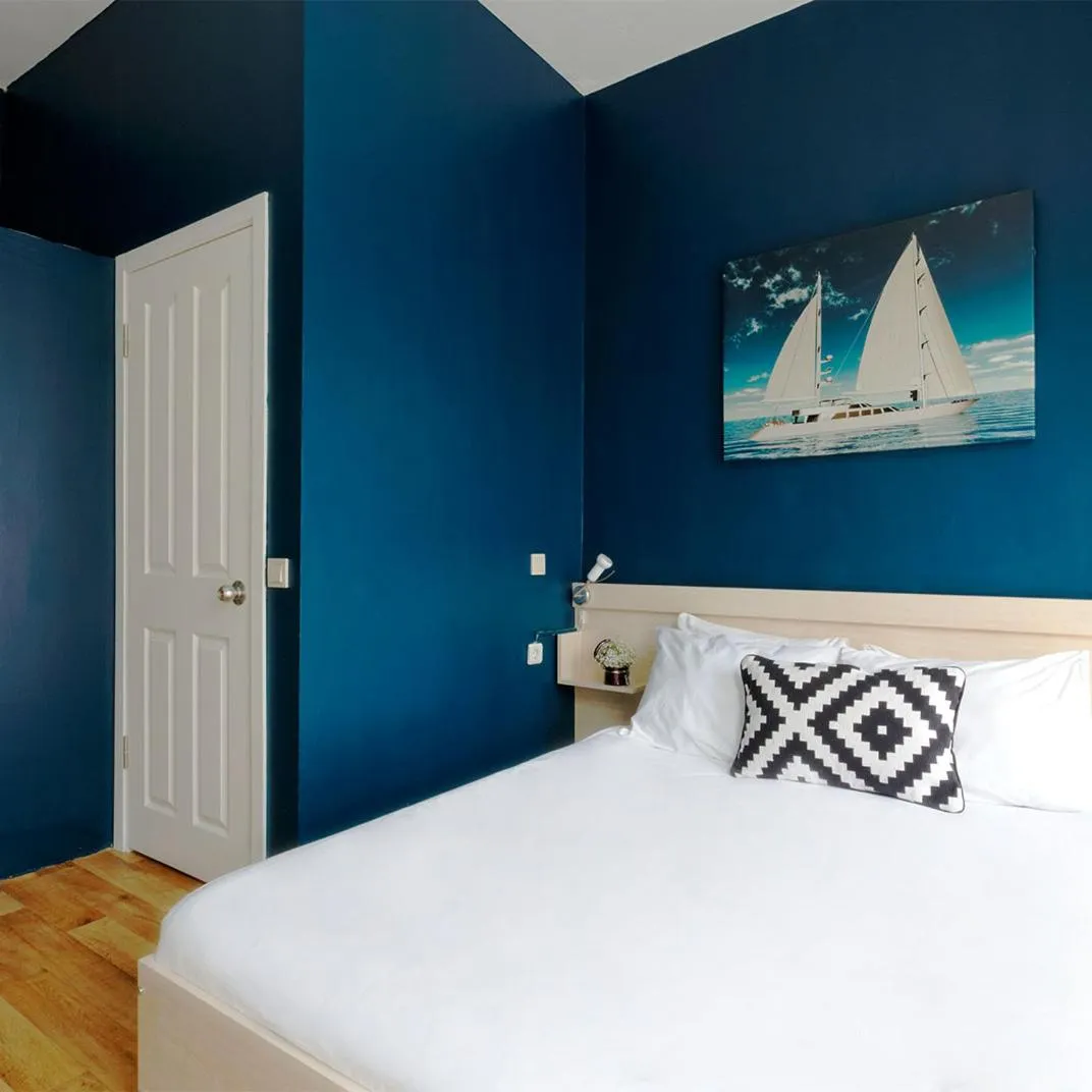 Deluxe Double Room in Cheers Porthouse