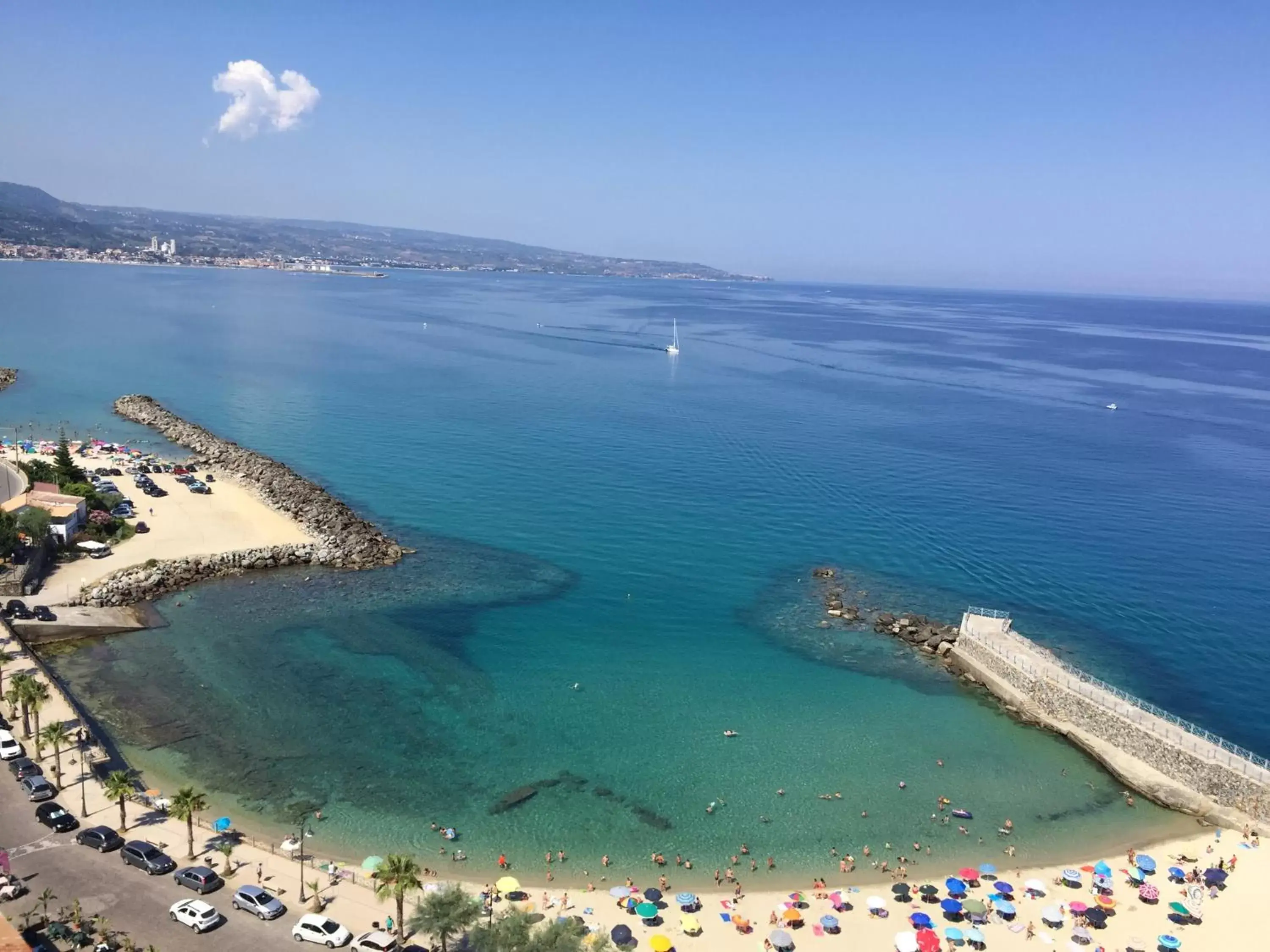 Property building, Bird's-eye View in B&B Duomo Pizzo ApartHotel