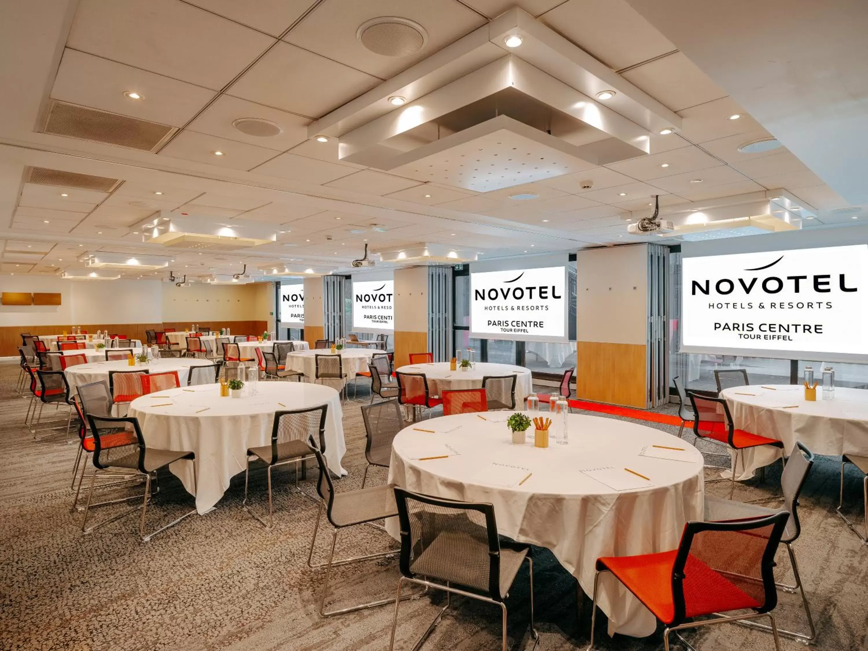 Meeting/conference room, Restaurant/Places to Eat in Novotel Paris Centre Tour Eiffel