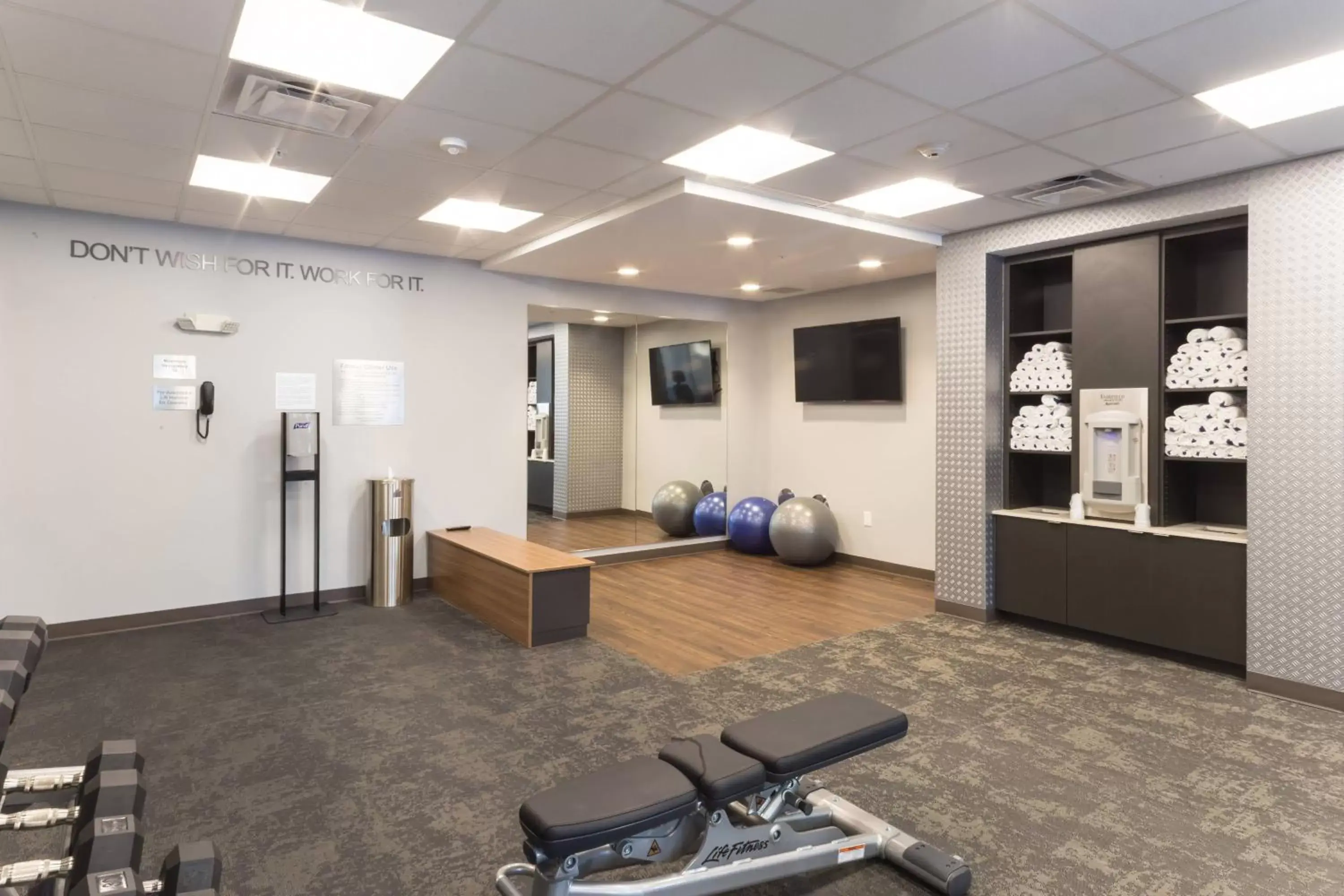 Fitness centre/facilities, Fitness Center/Facilities in Fairfield Inn & Suites by Marriott Northfield