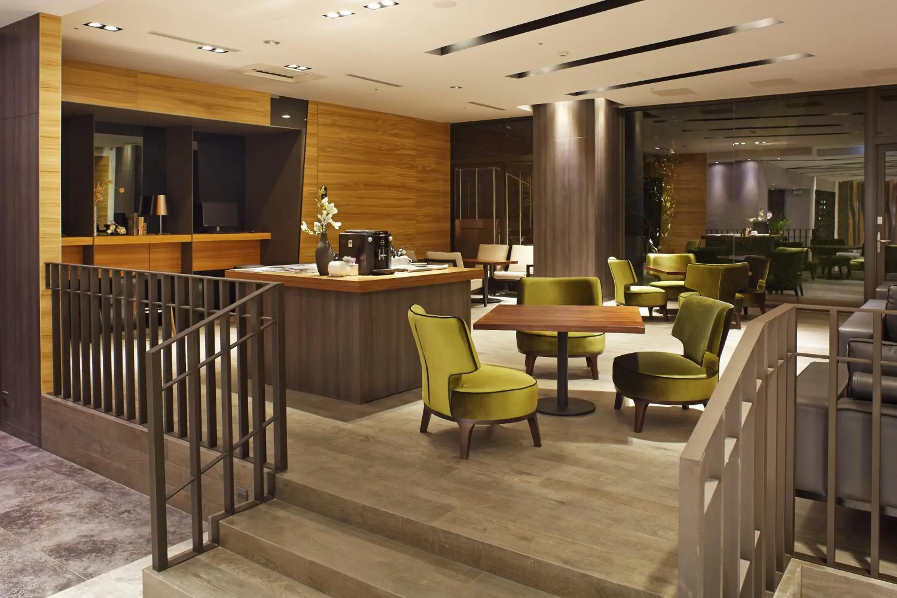 Lounge or bar, Restaurant/Places to Eat in La Vida Hotel