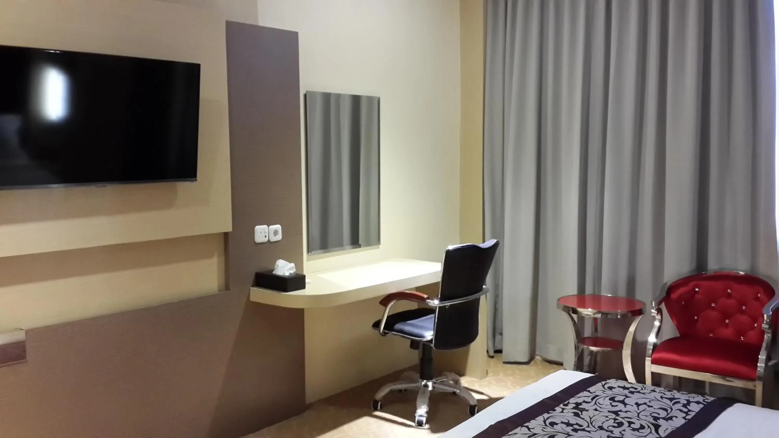 Executive Double or Twin Room in Batam City Hotel