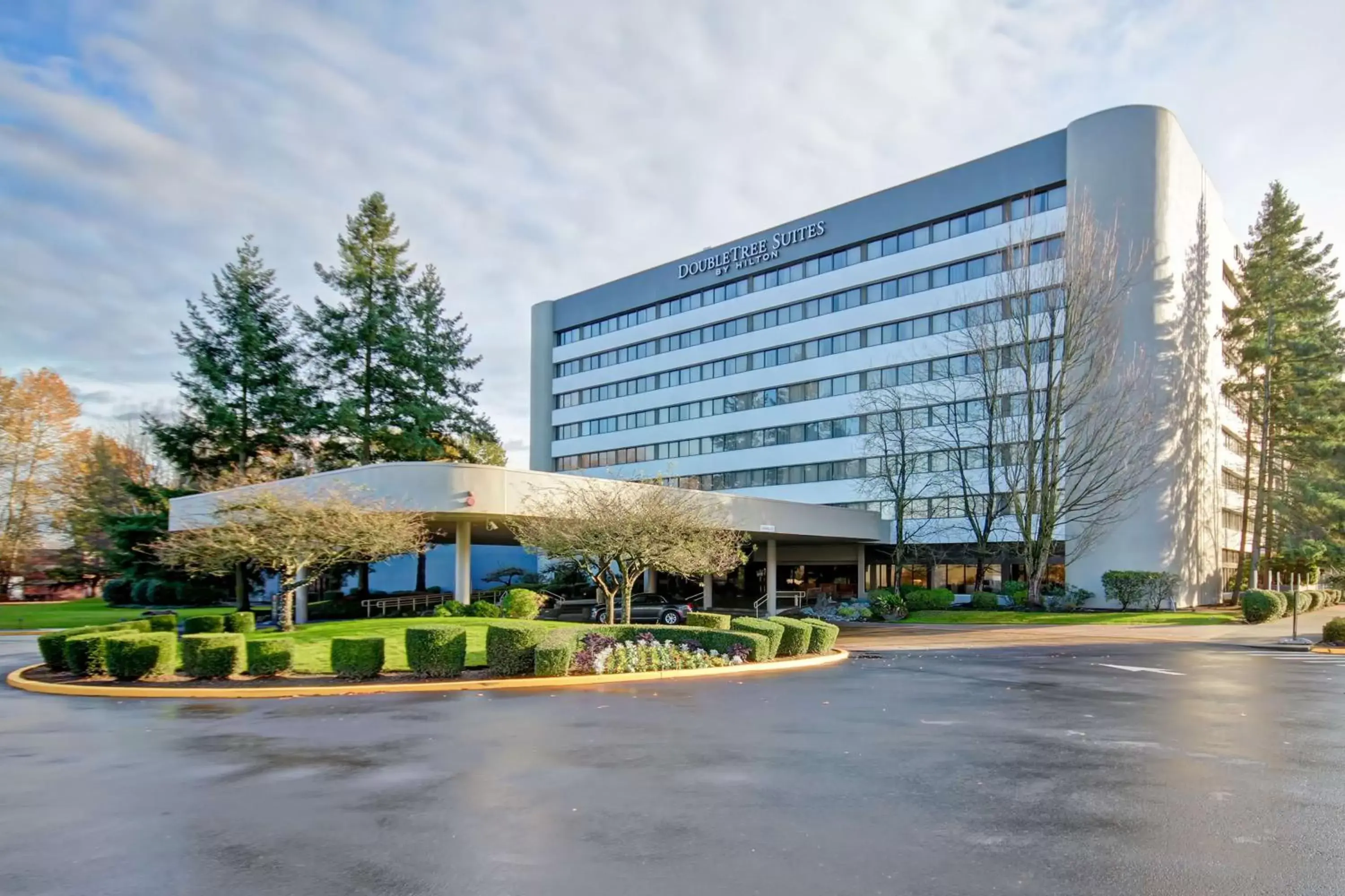 Property Building in DoubleTree Suites by Hilton Seattle Airport/Southcenter