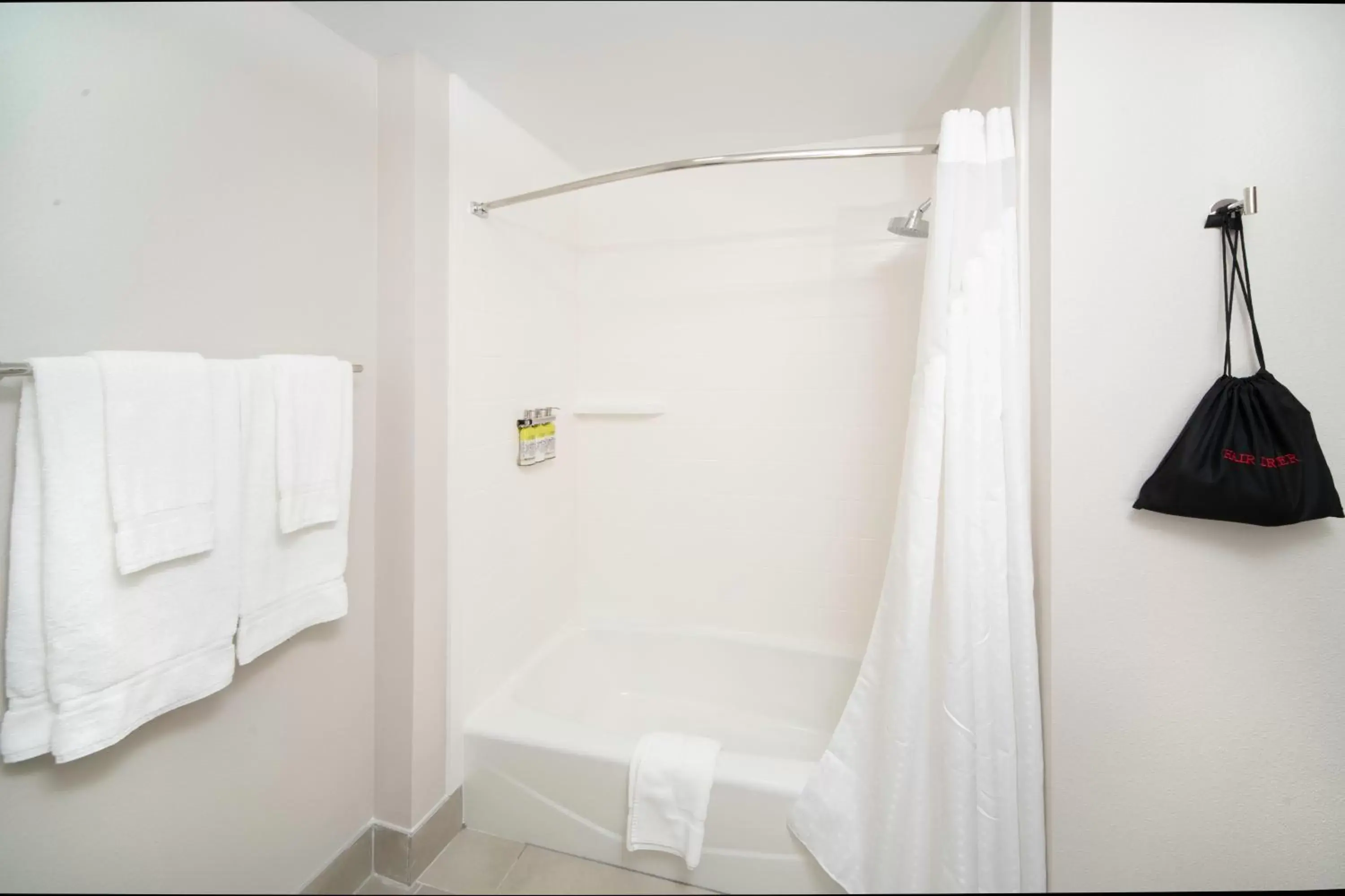 Shower, Bathroom in Holiday Inn Express & Suites - Fort Myers Airport, an IHG Hotel